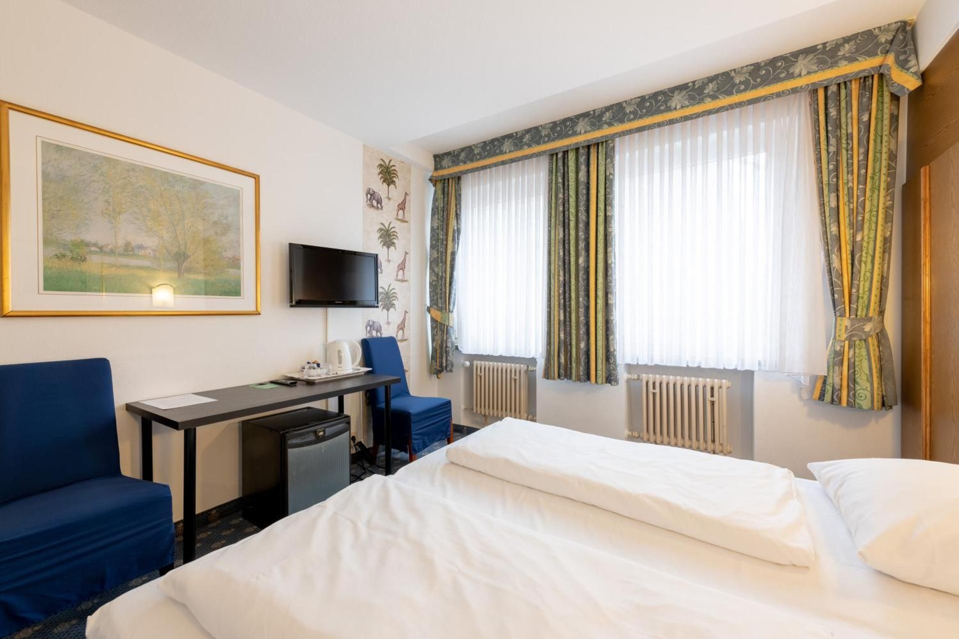 Hotel Konigshof The Arthouse Double Room 2