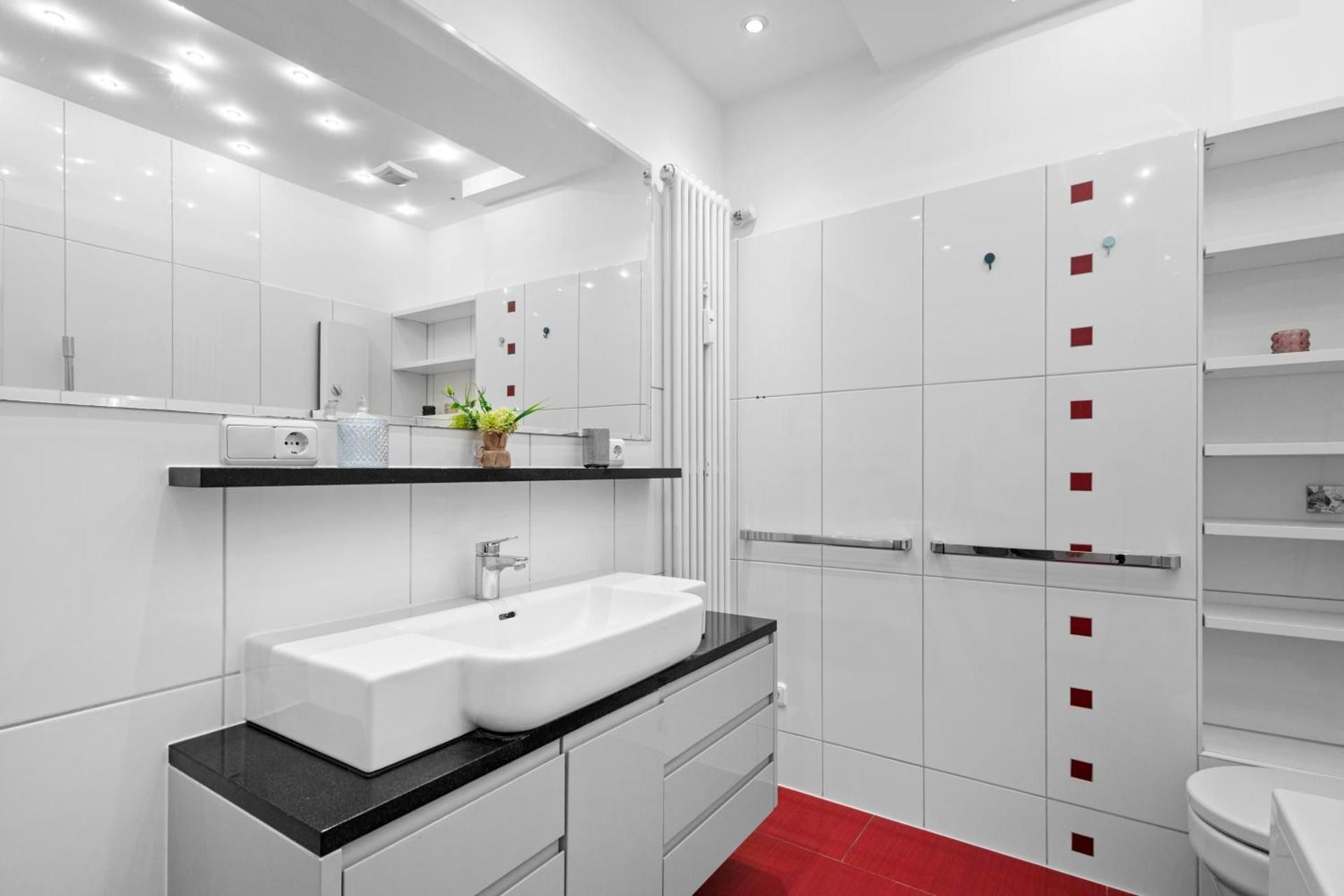 Three-Bedroom Loft Apartment