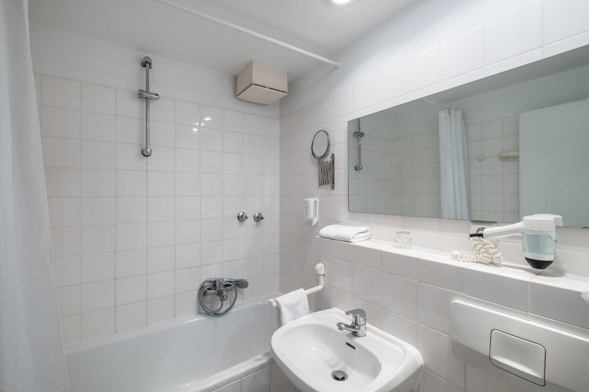 Hotel Gertrudenhof Single Room 3