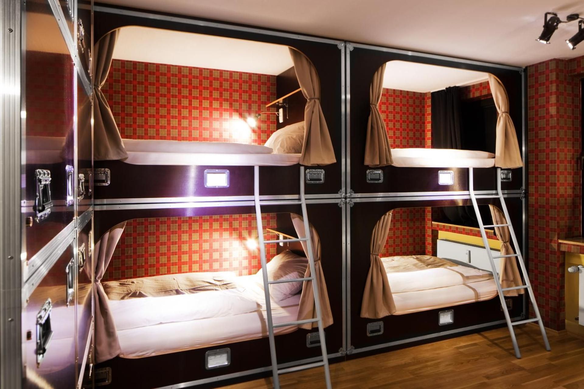Single Bed in 6-Bed Dormitory Room