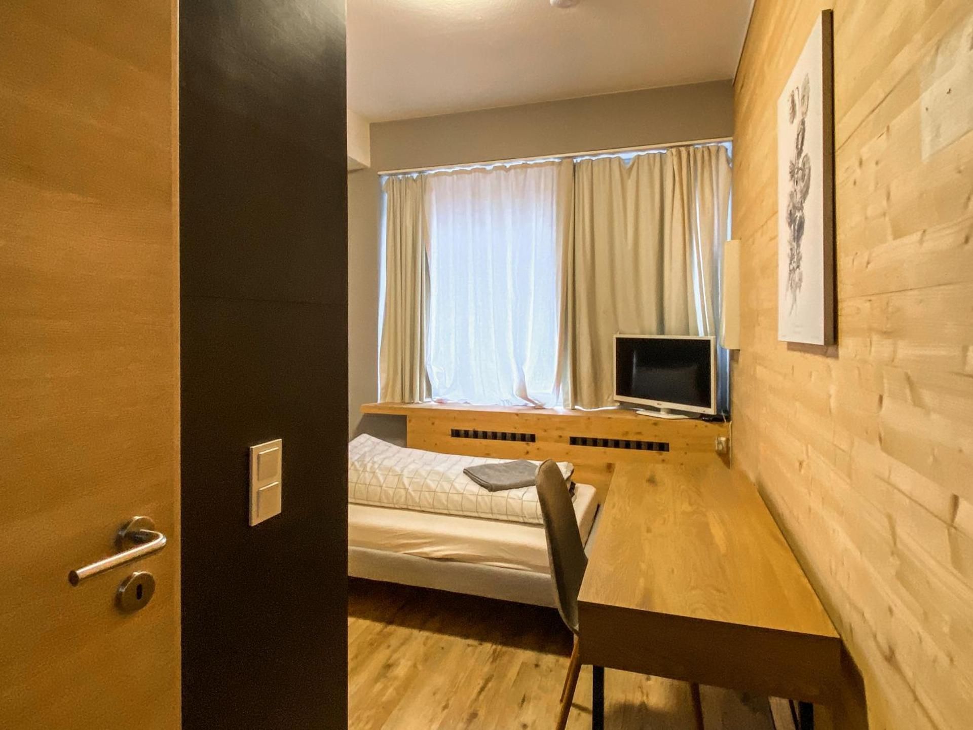 Budget Single Room