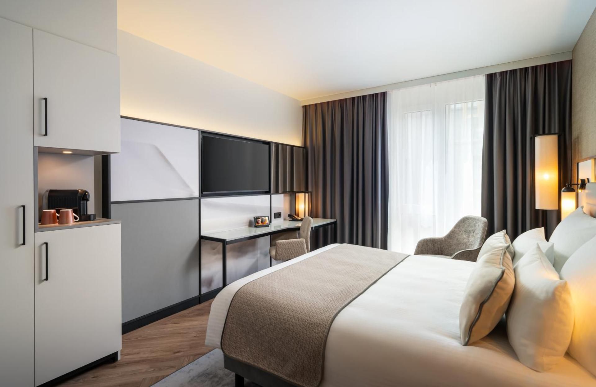 Deluxe Room Double