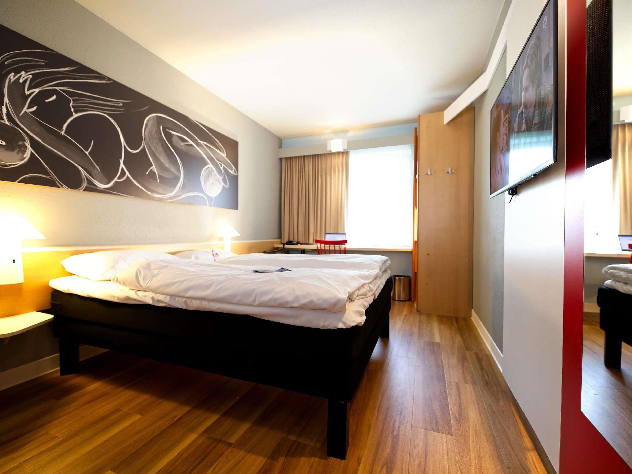 Standard Room with One Double Bed