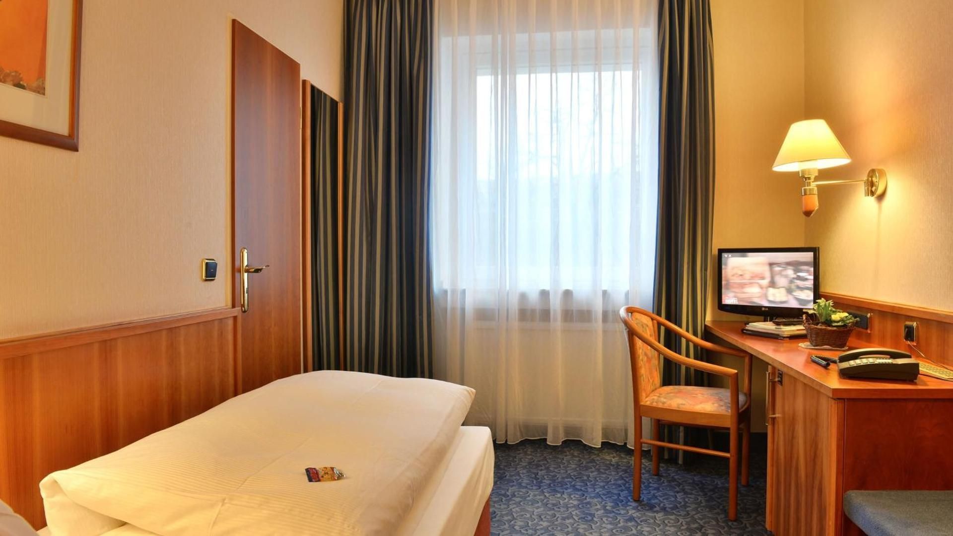 Single Room with Bathroom