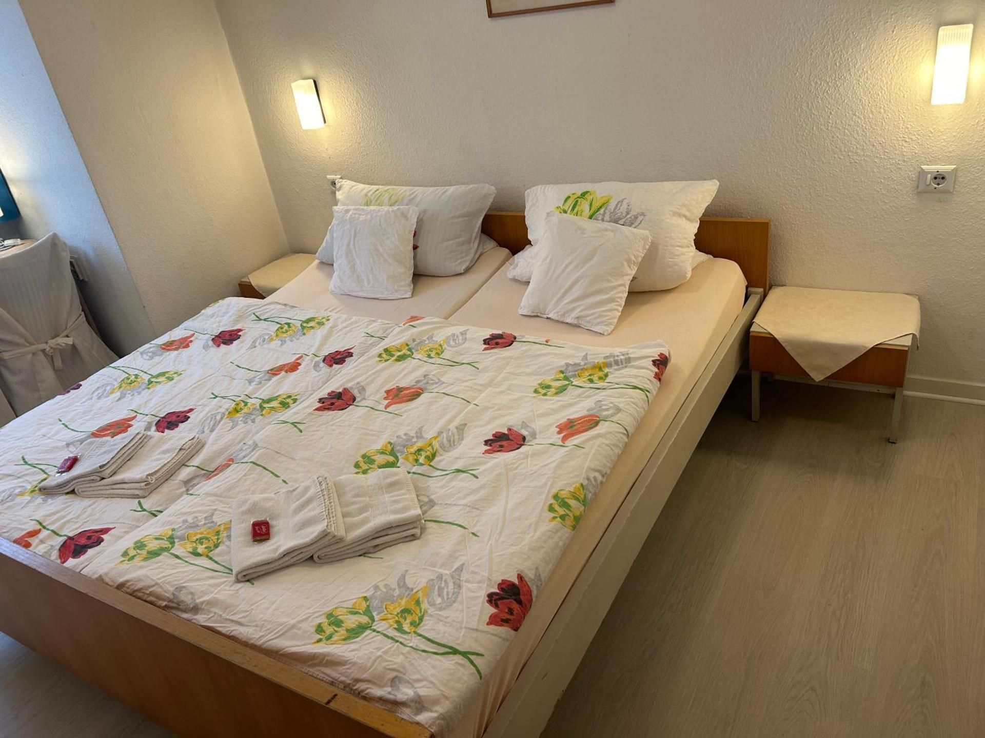 Double Room with Shared Bathroom