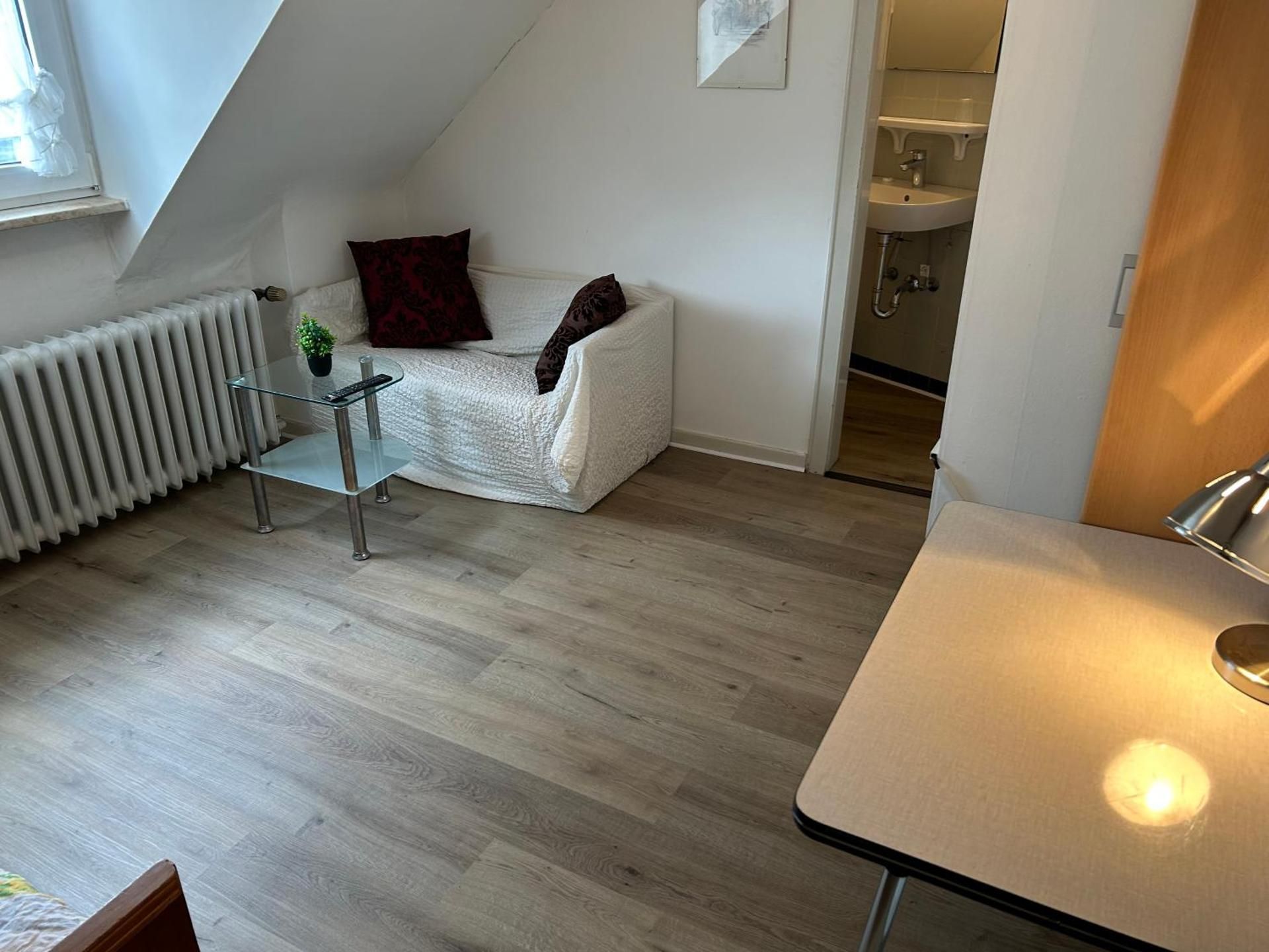 Single Room with Shared Bathroom