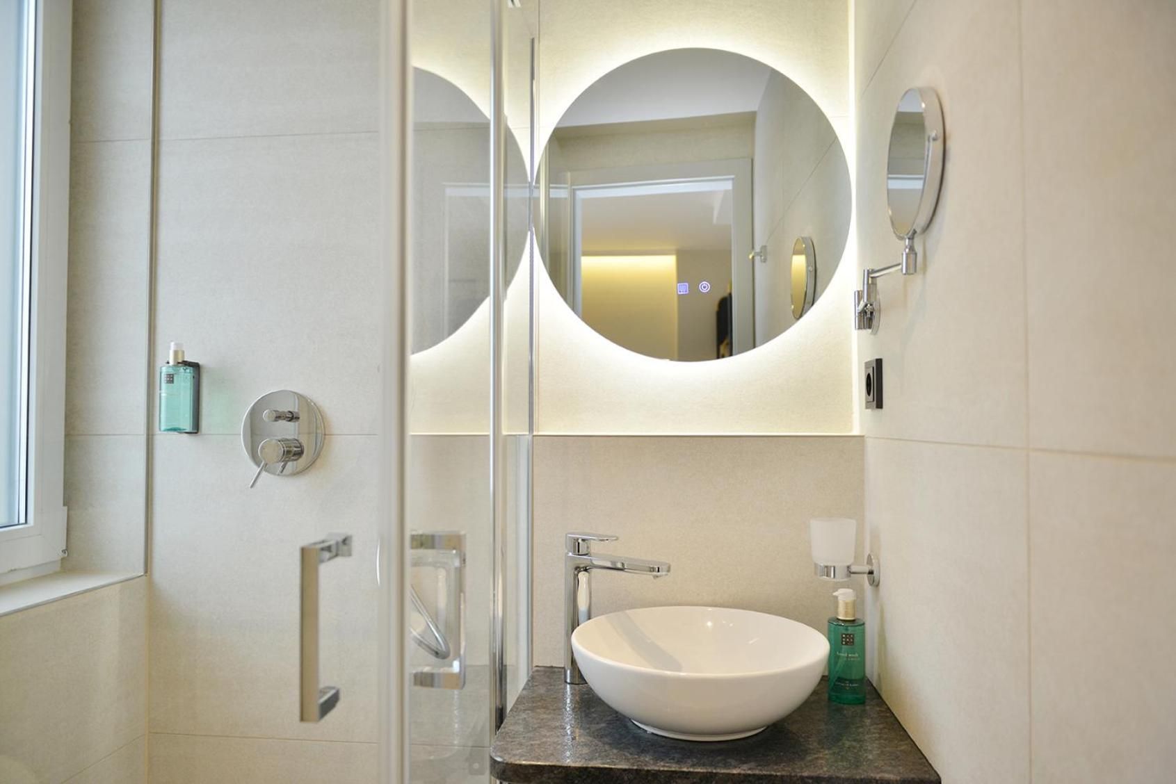 Day8 Hotel Economy Single Room 2