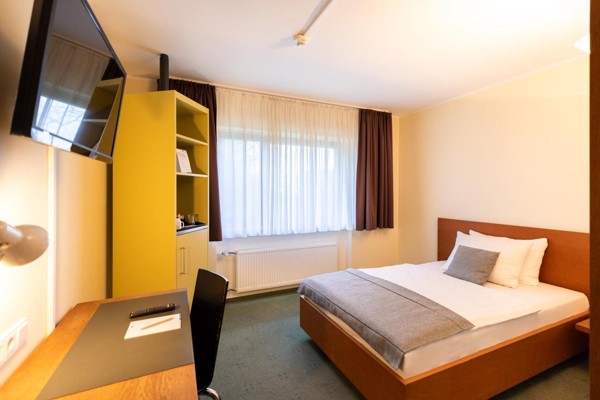 Economy Single Room