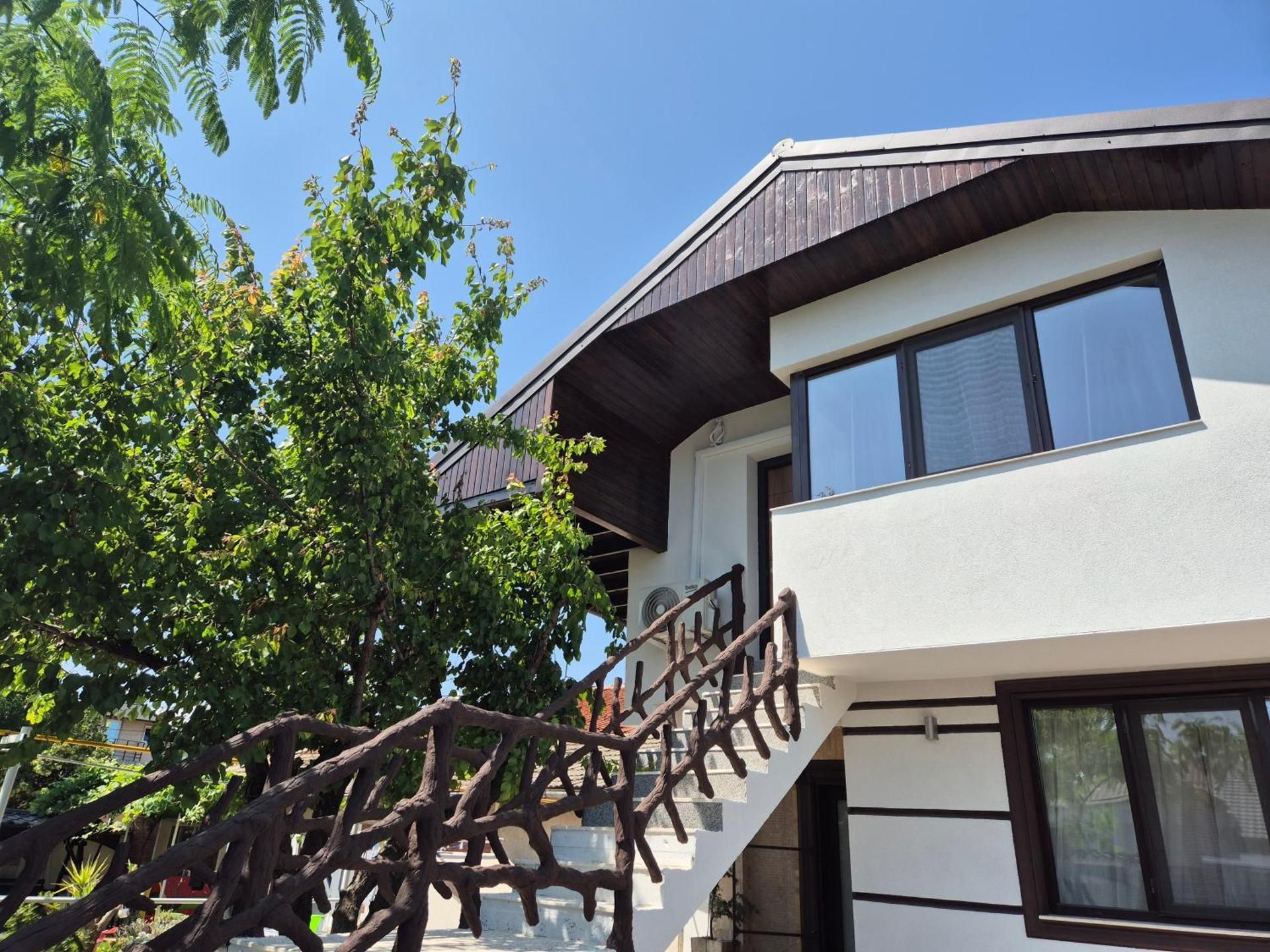 Casa Miru