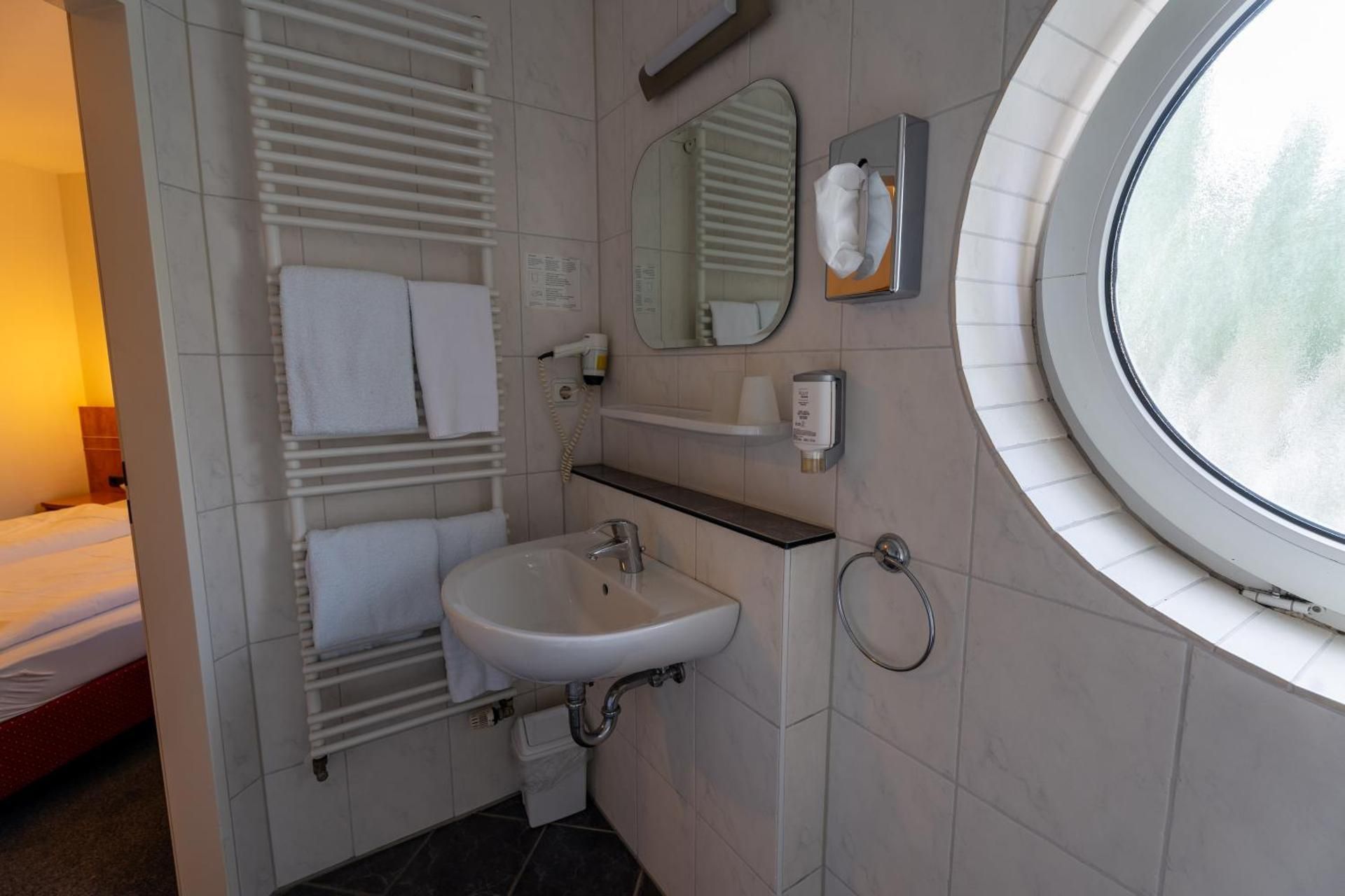Standard Double Suite