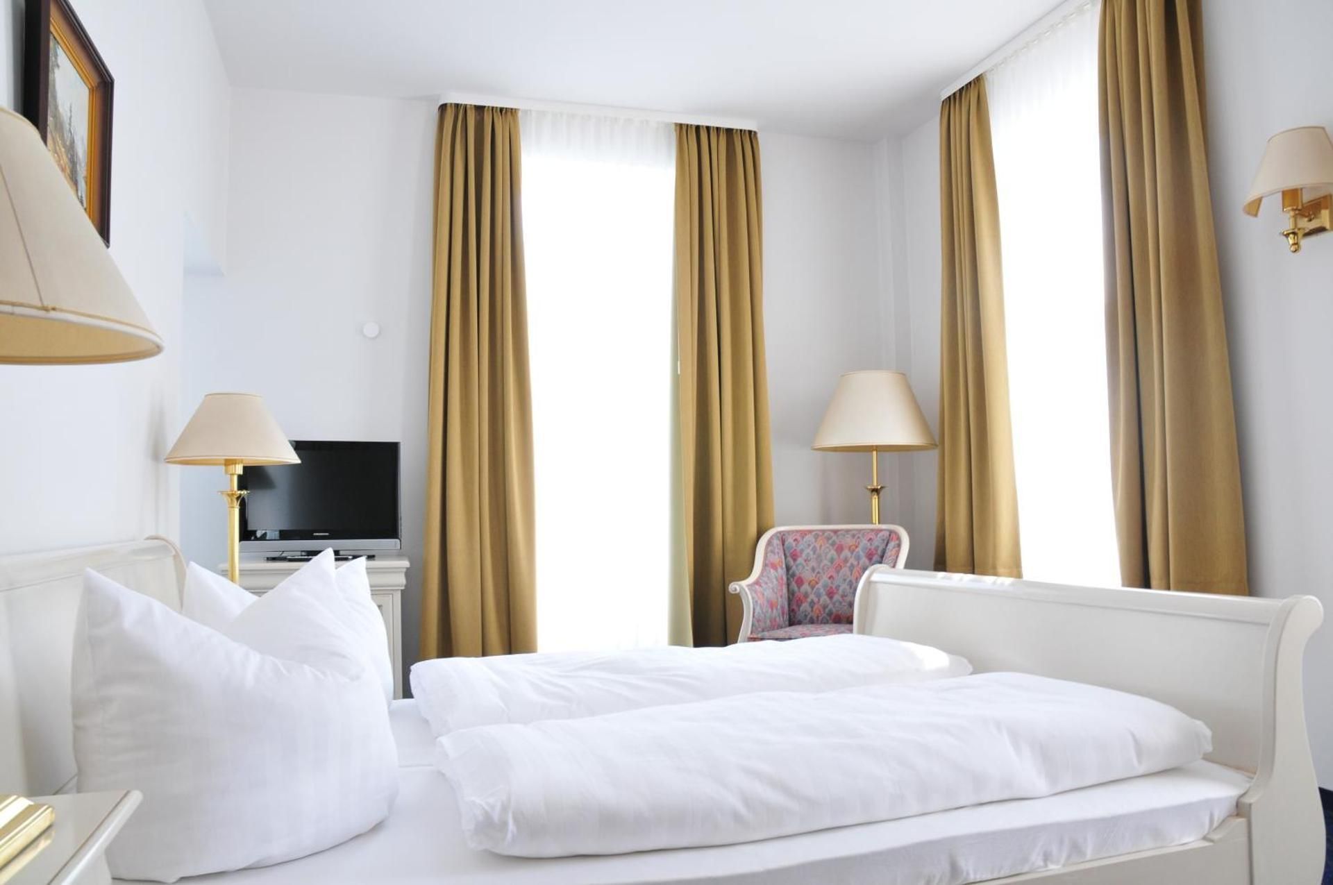 Superior Double Room with Balcony