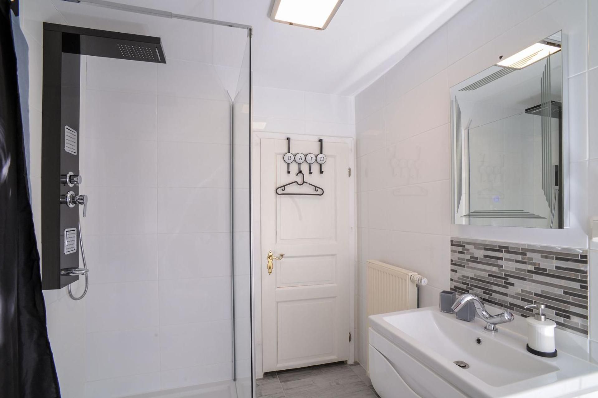 Deluxe Double Room with Extra Bed