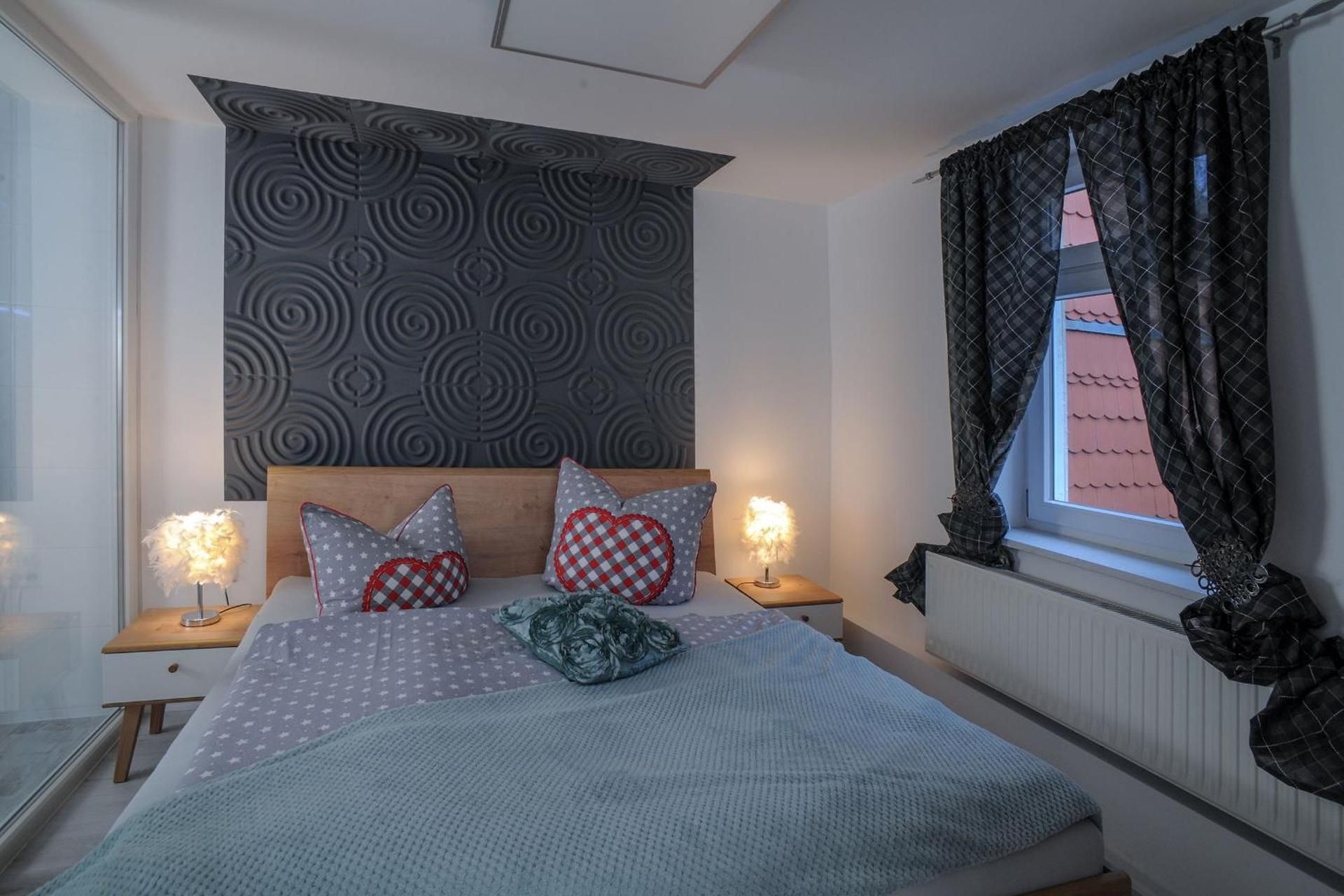 Deluxe Double Room (2 Adults + 1 Child)