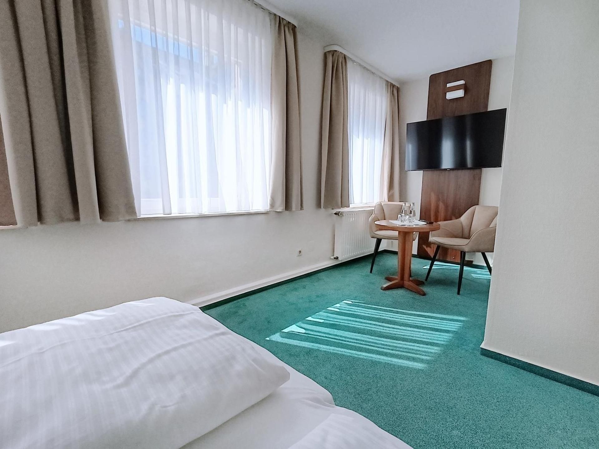 Large Double Room