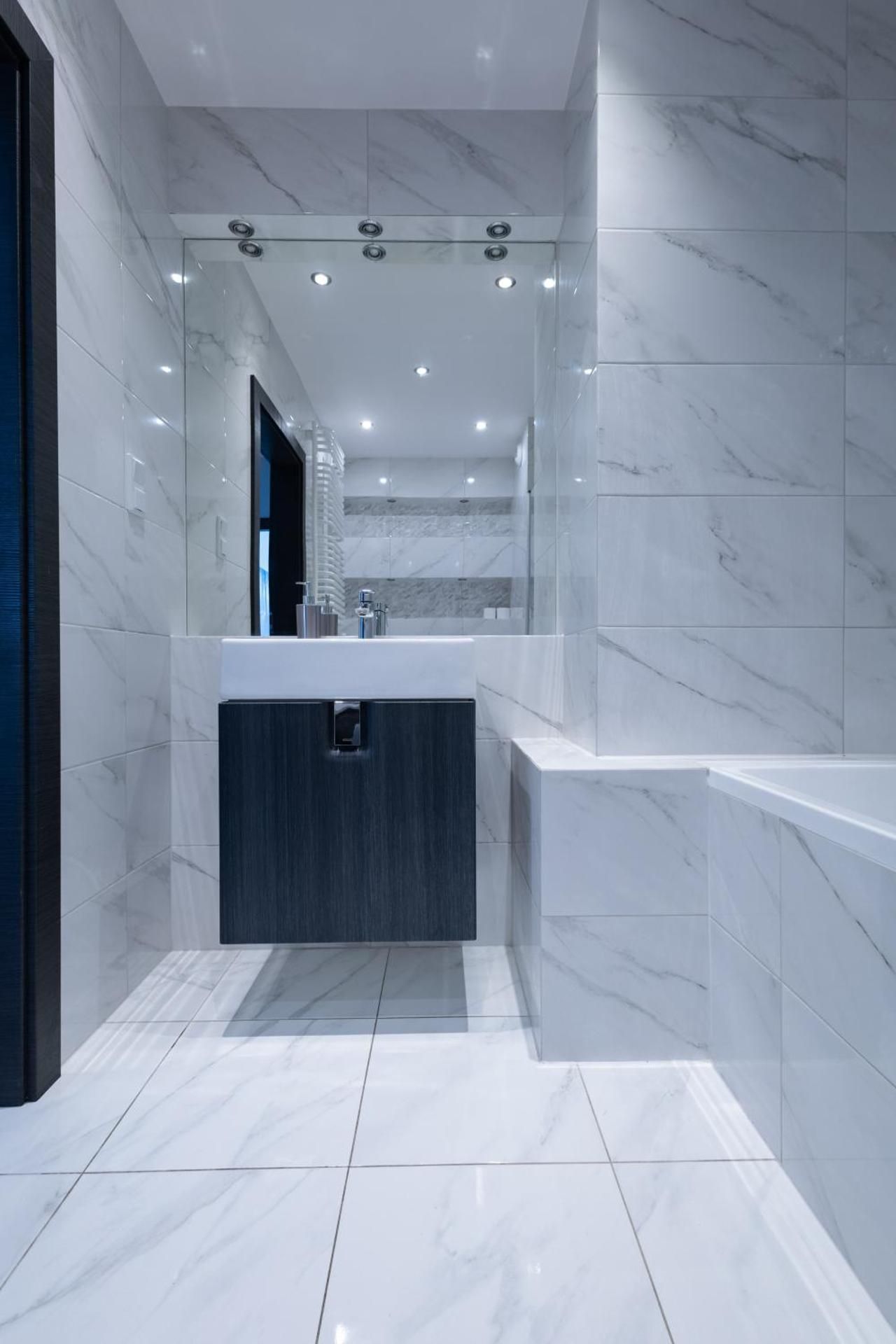 Superior One-Bedroom Apartment