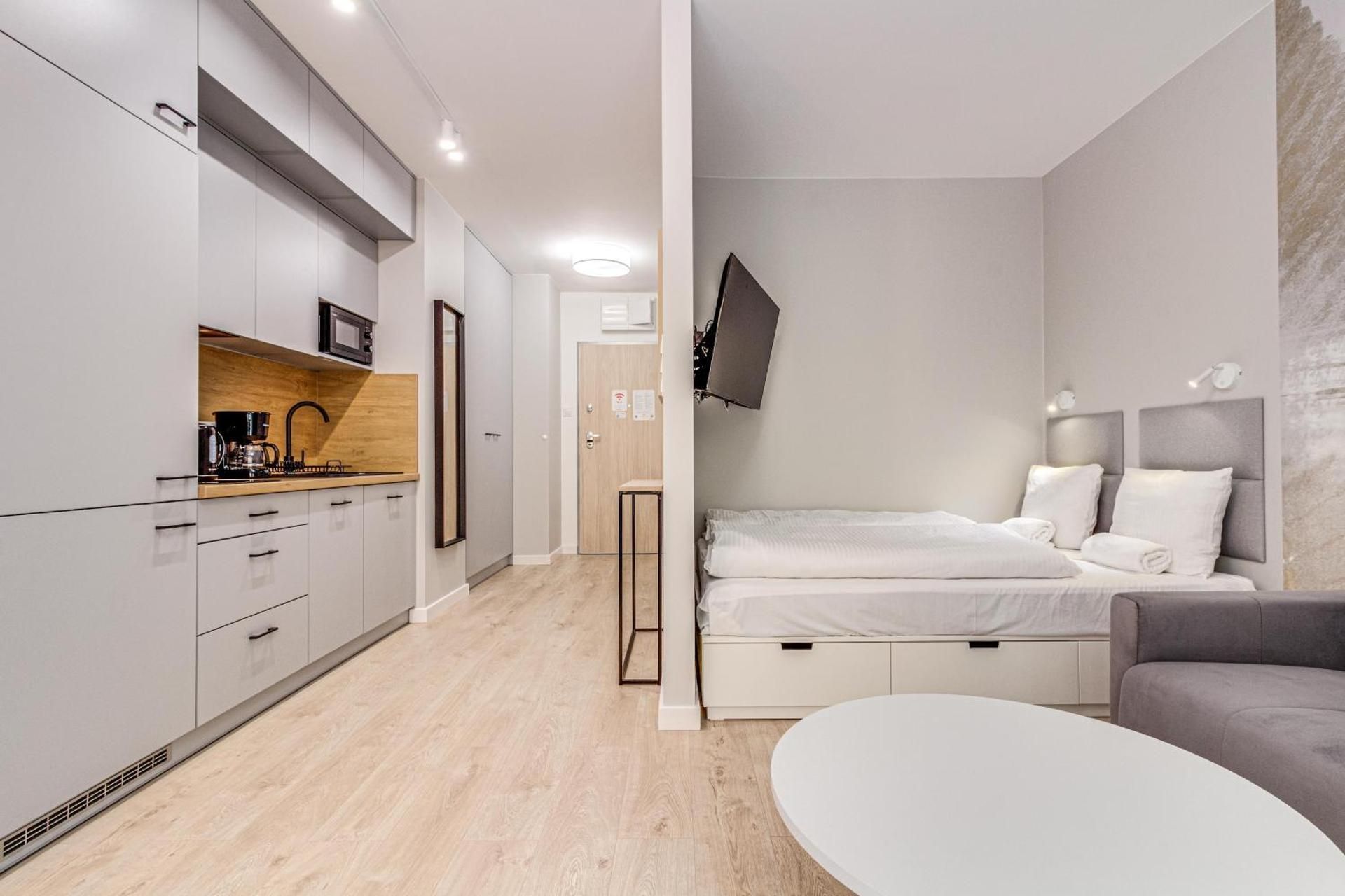 Studio Apartment