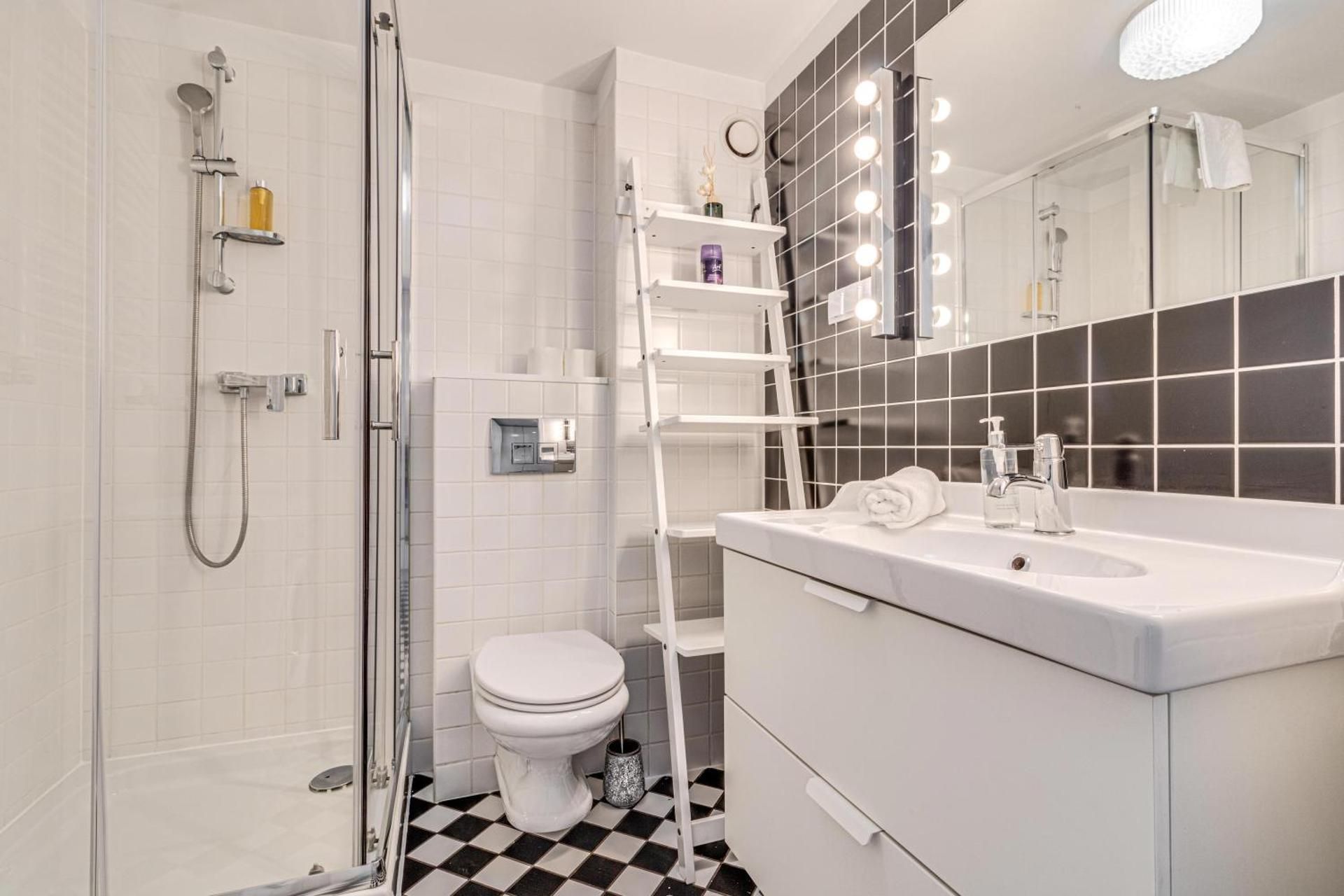 Studio Apartment with Balcony
