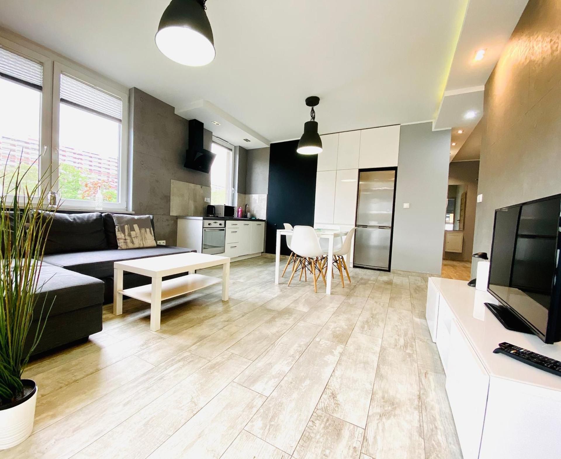 Apartment 7