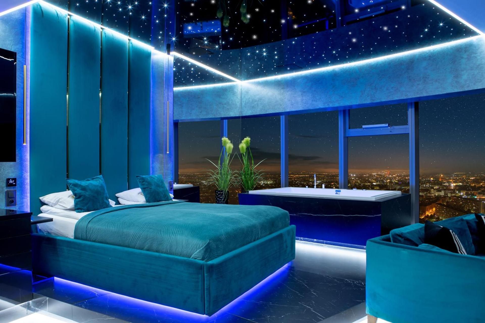 One-Bedroom Premier Apartment
