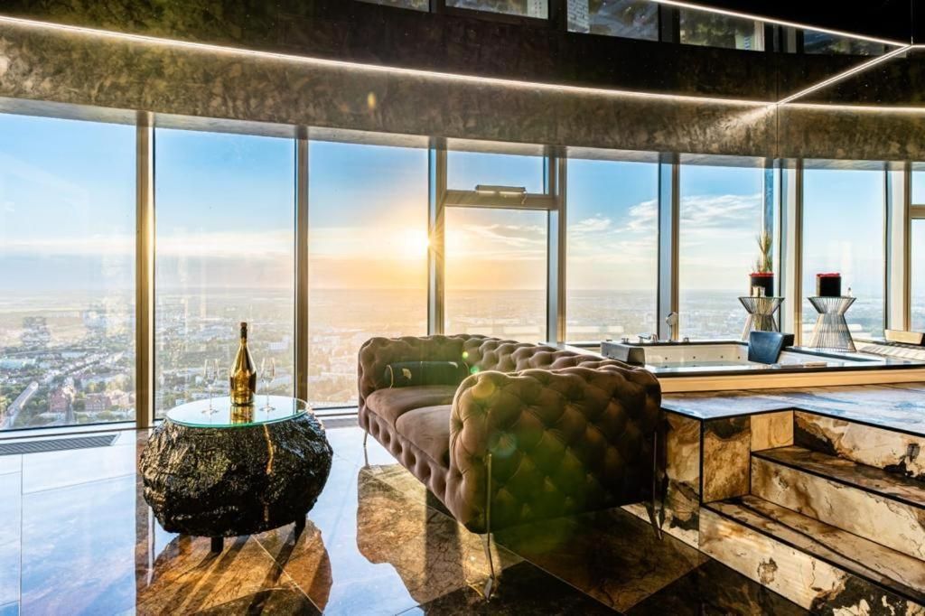 Studio Apartment with King Bed