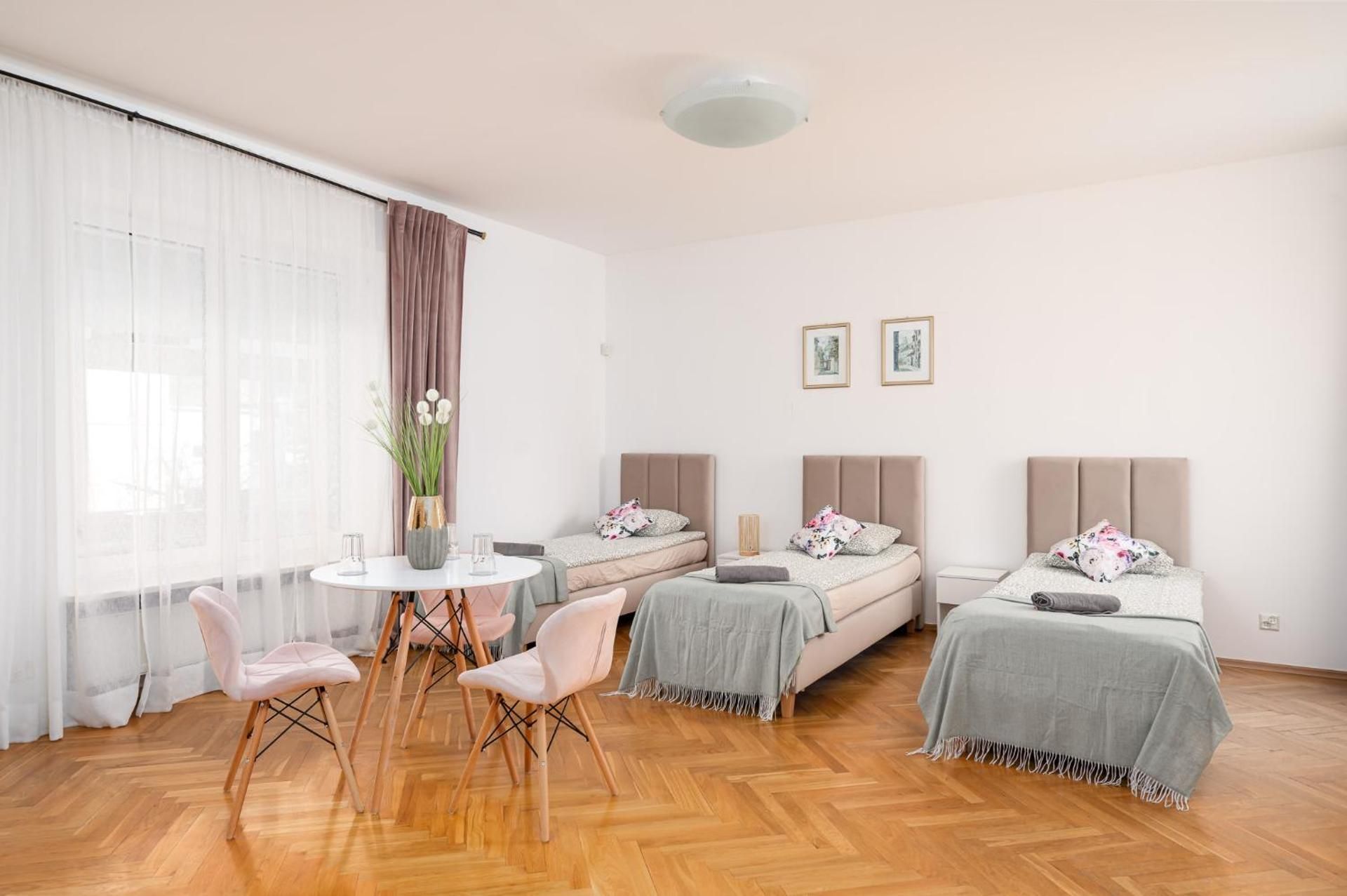 Double Room with Shared Bathroom