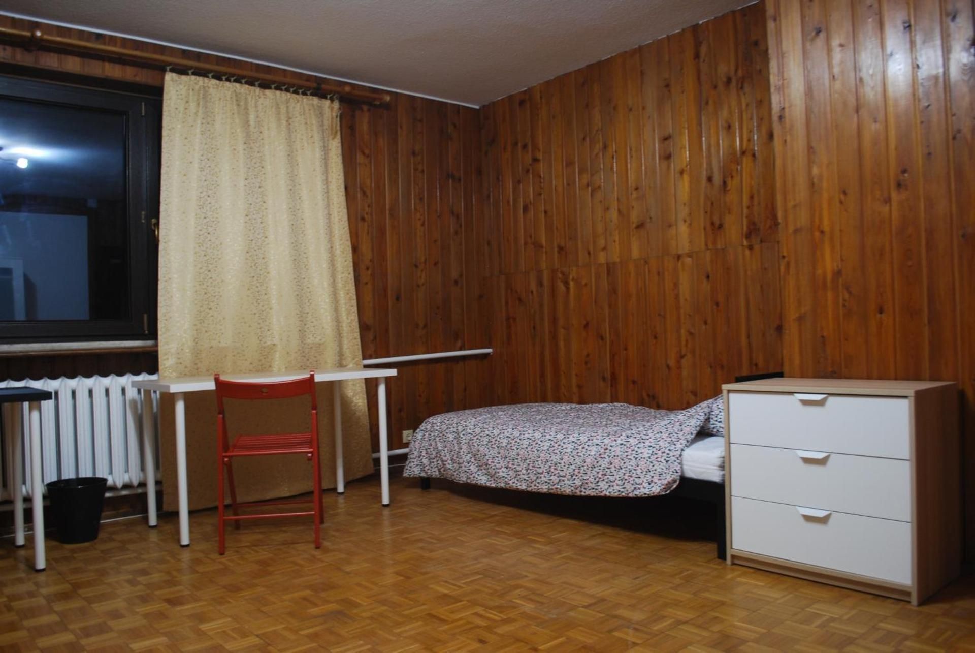 Large Twin Room