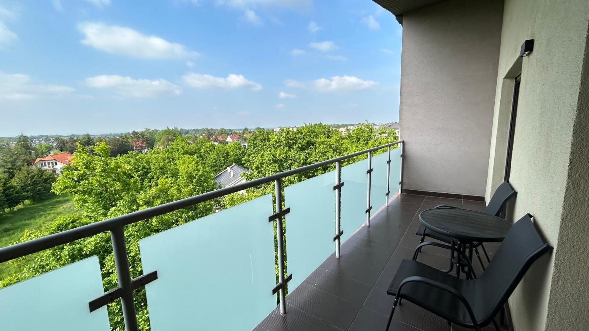 Apartment with Garden View