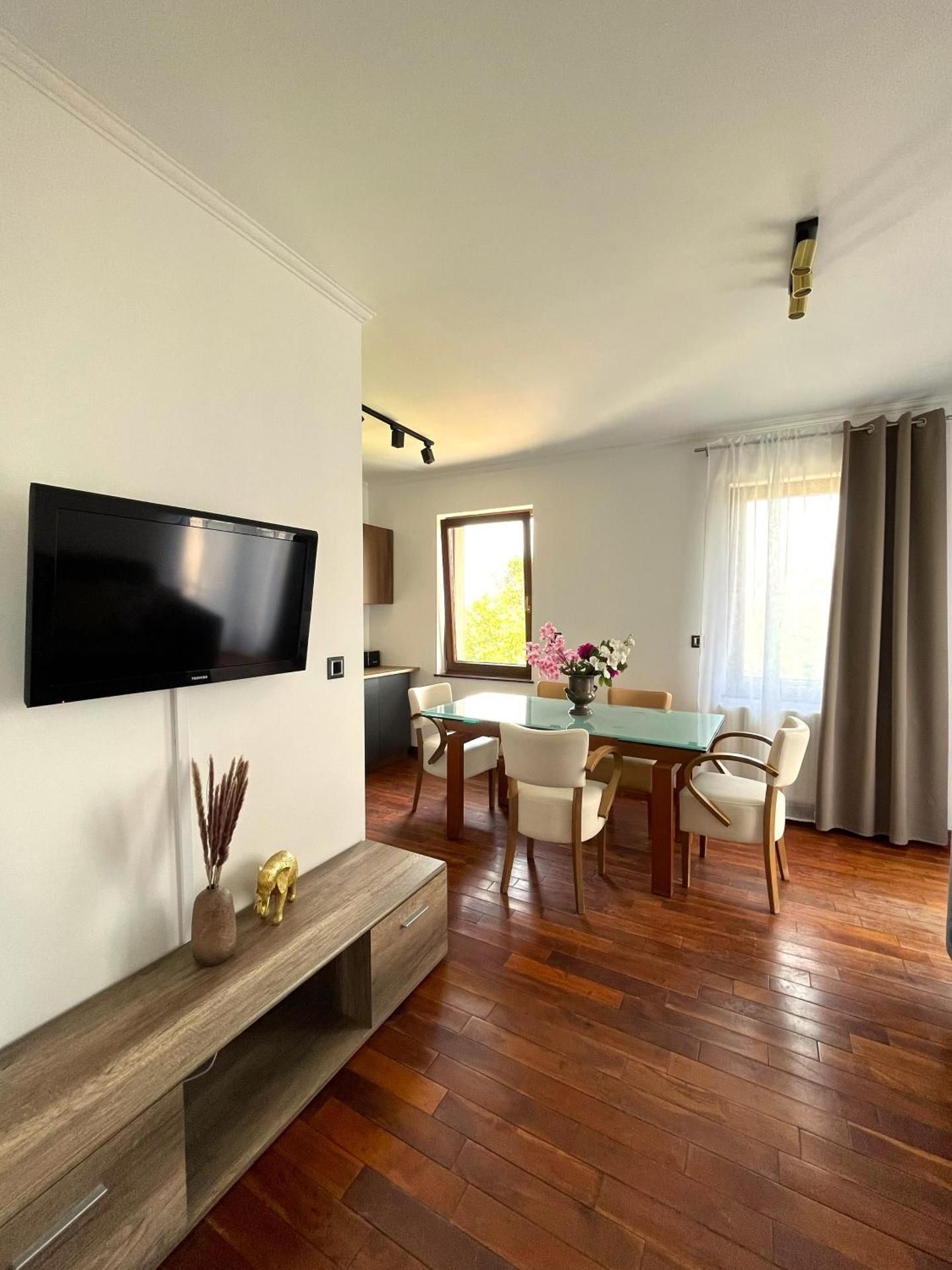 Two-Bedroom Apartment with Terrace