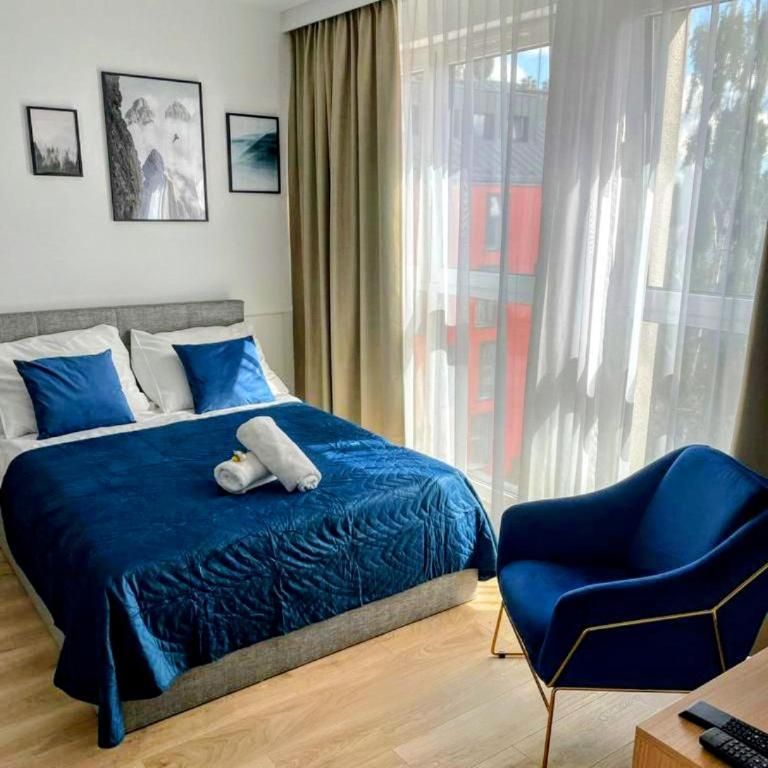 Deluxe Studio