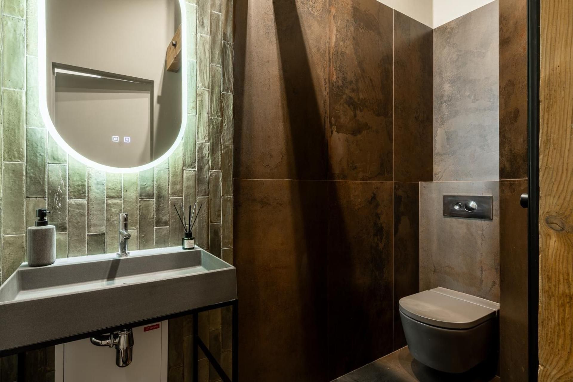 Suite Apartment