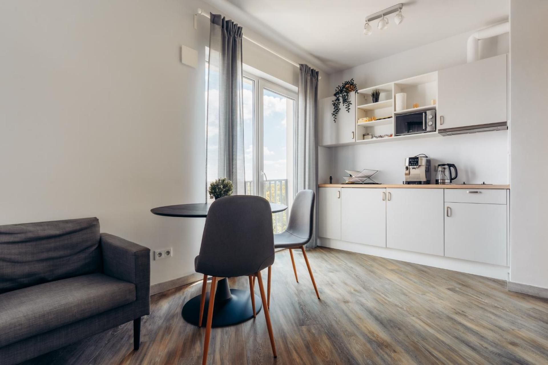 Studio Apartment with Balcony