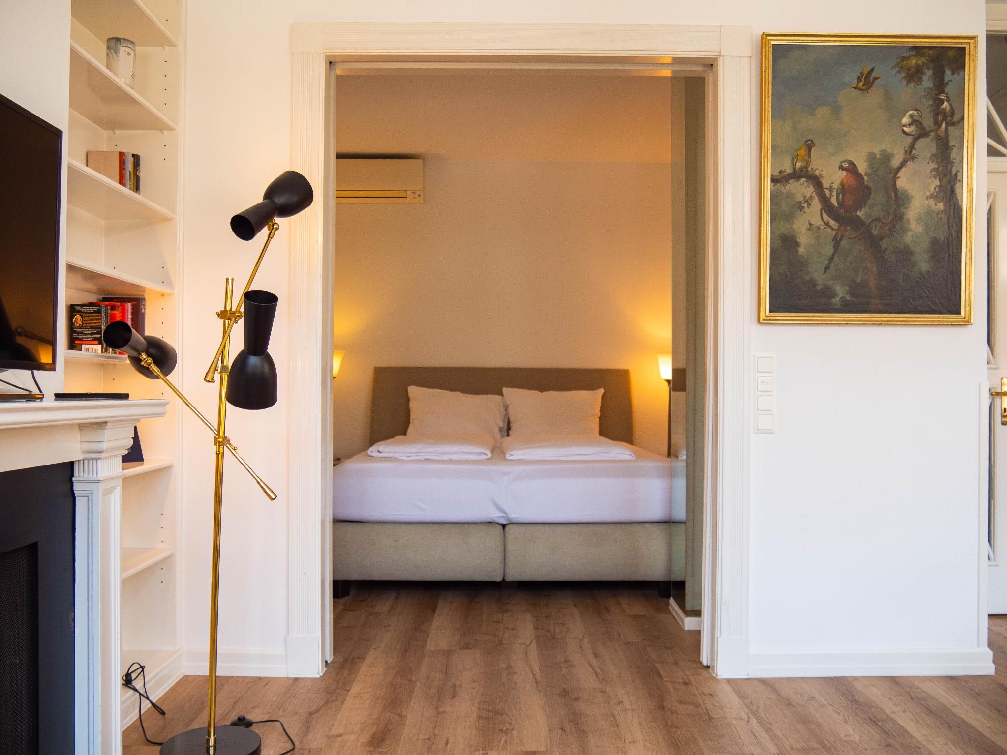 Living am Carlsplatz Apartment Rooftop Room with Terrace