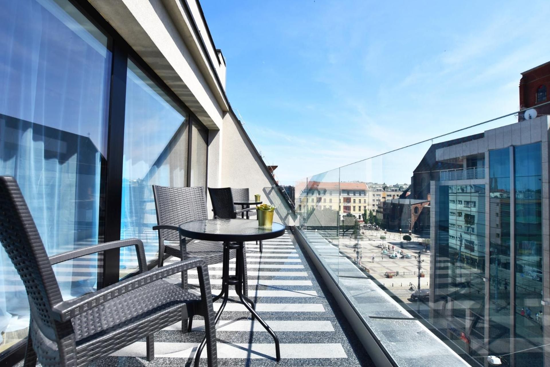 Apartment with Terrace