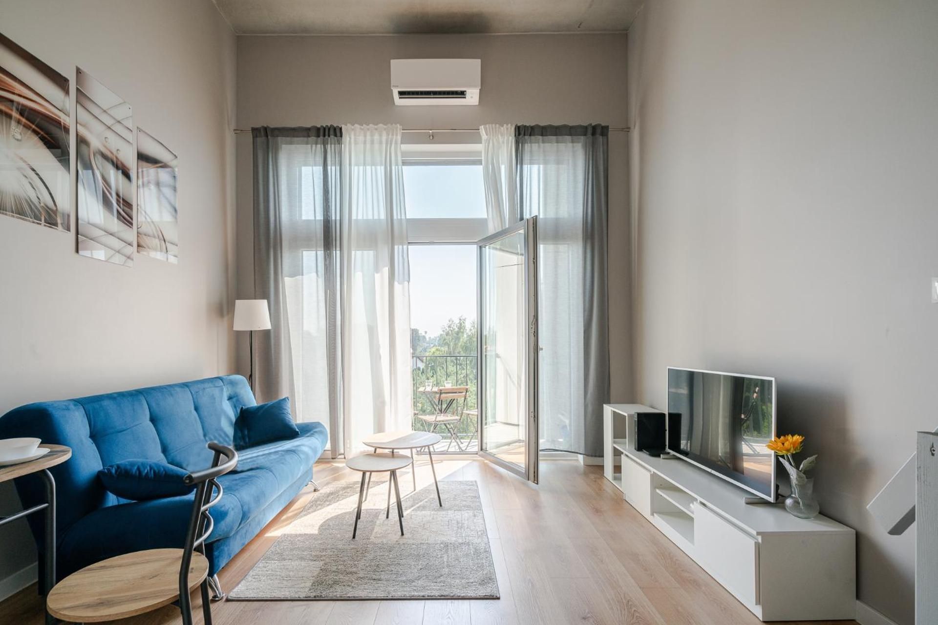 Apartment with Balcony