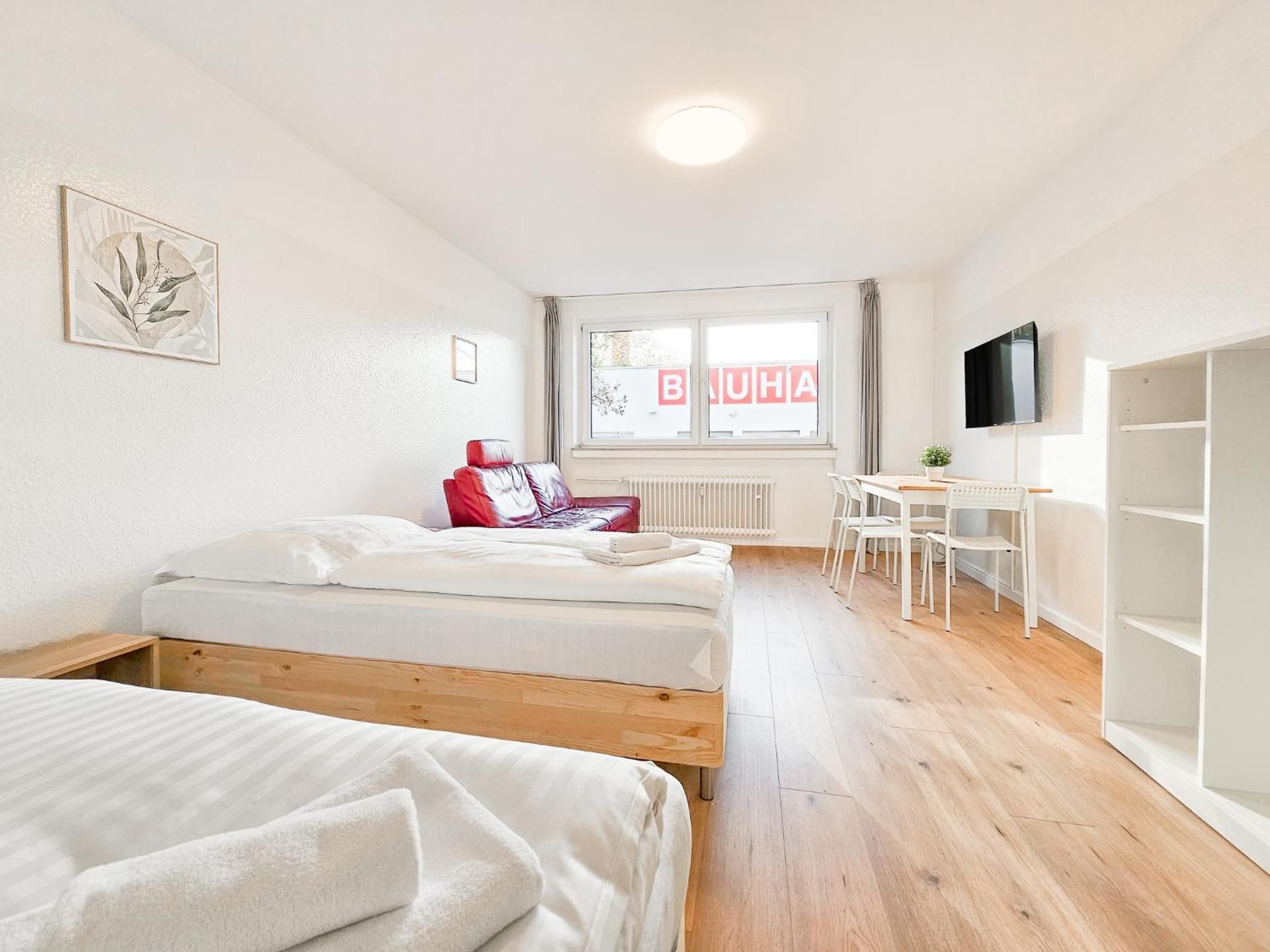Three-Bedroom Apartment with Balcony