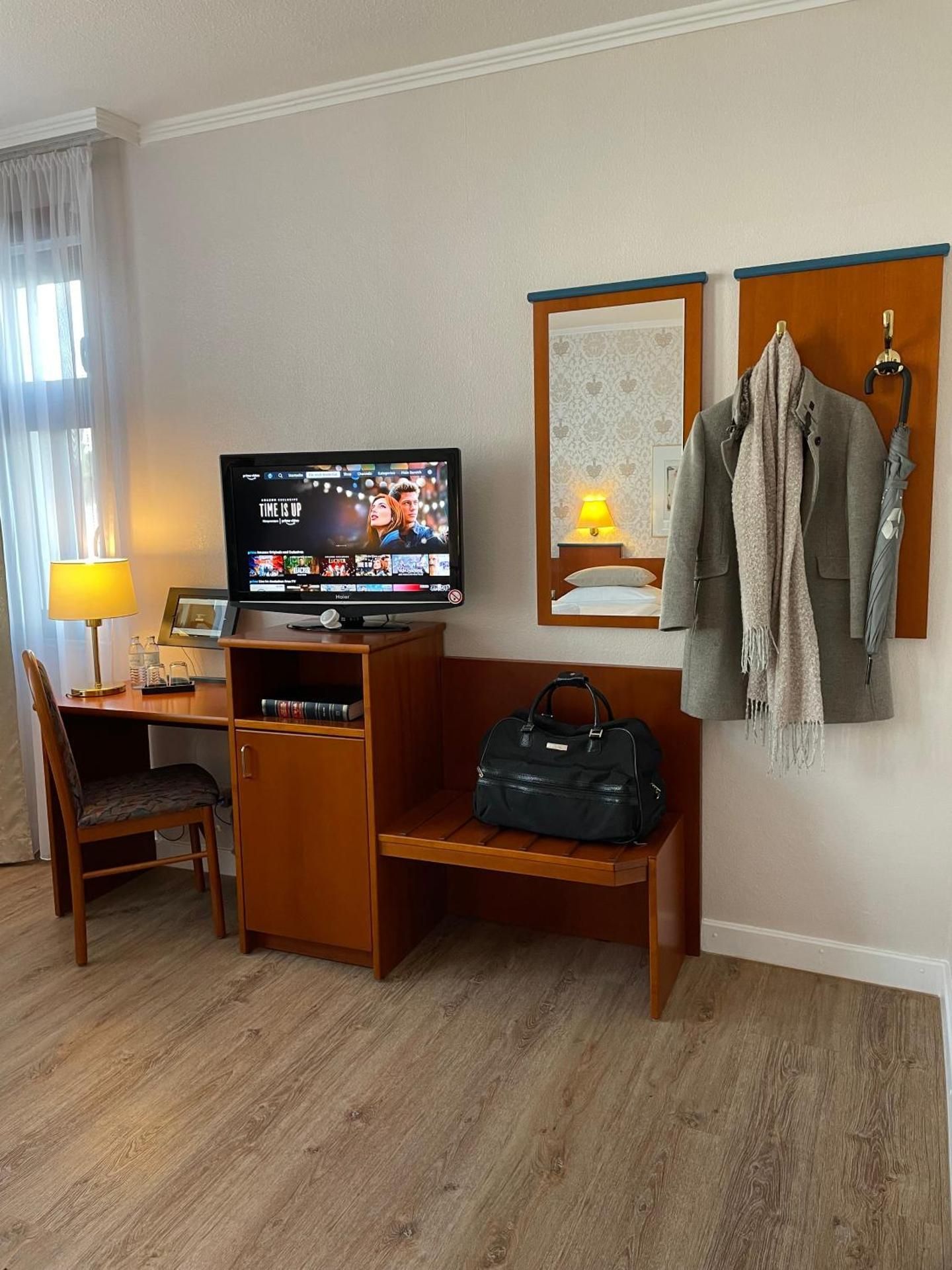 Kolossos Apartments zum Sporthafen Neuss Twin Room 2