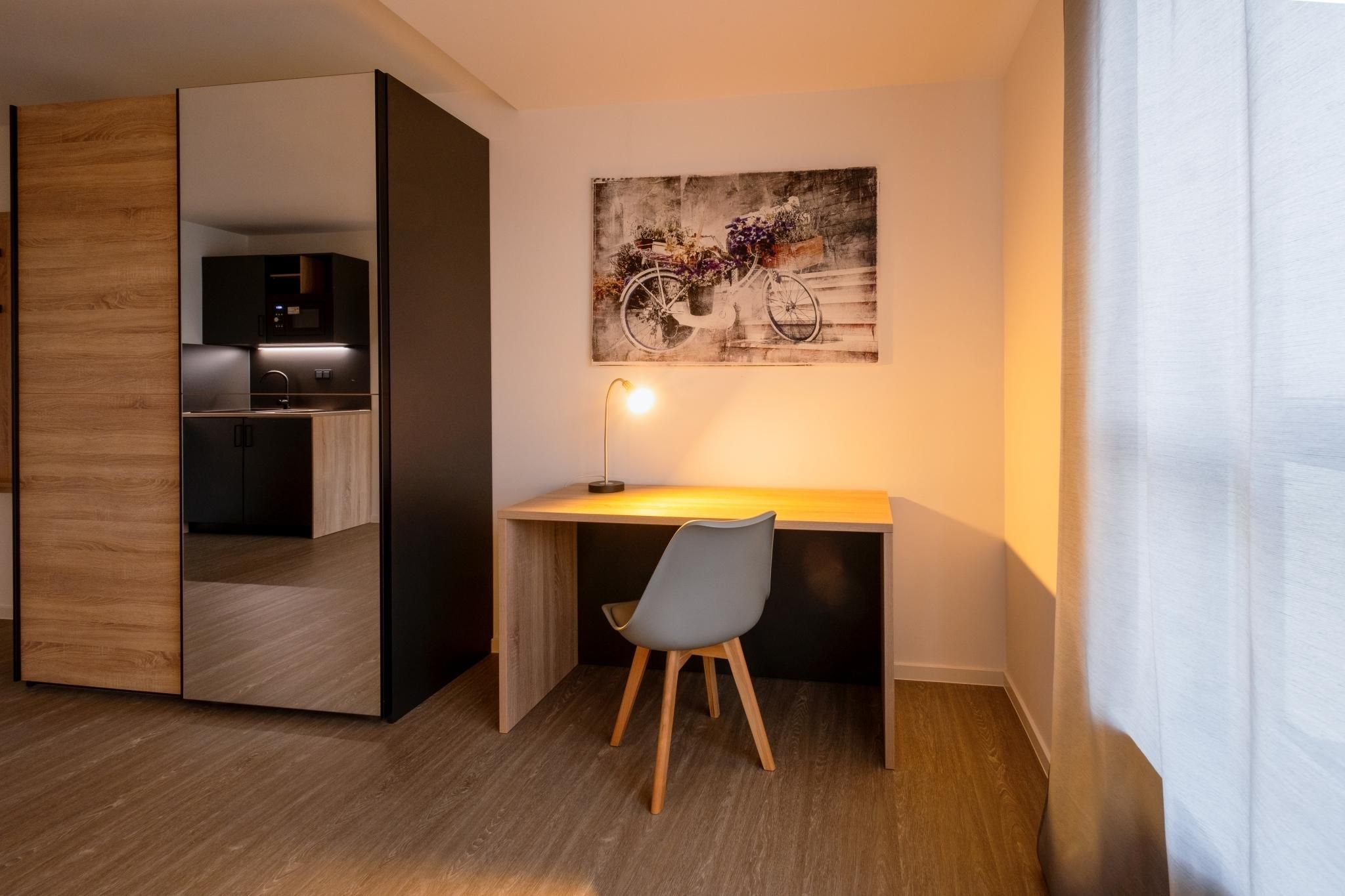 Apartment-Mehrbett-Zimmer-Eigenes Badezimmer