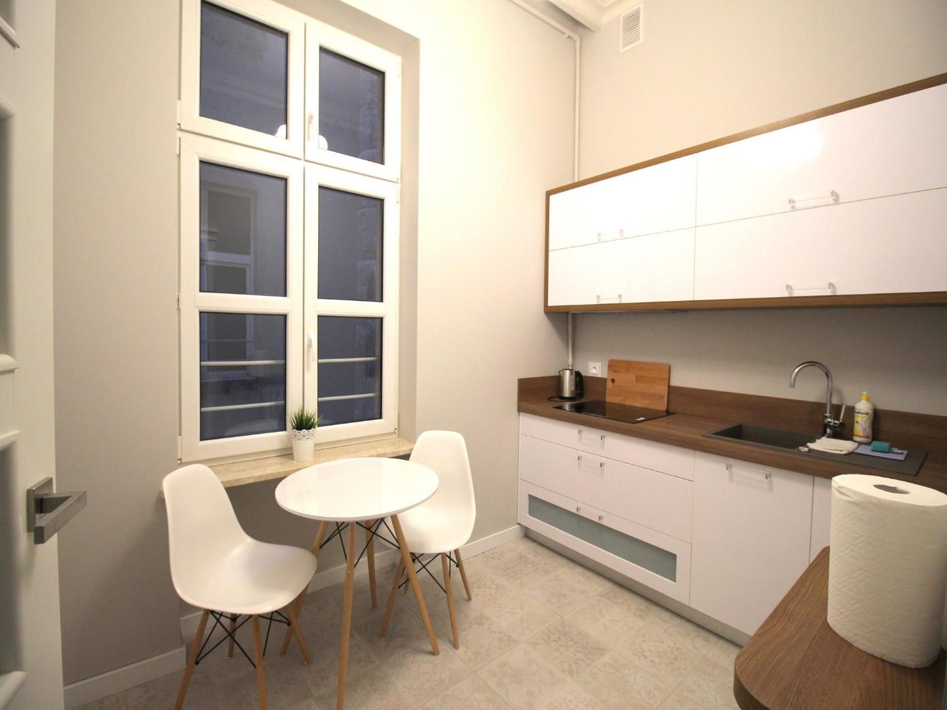 Apartment with City View