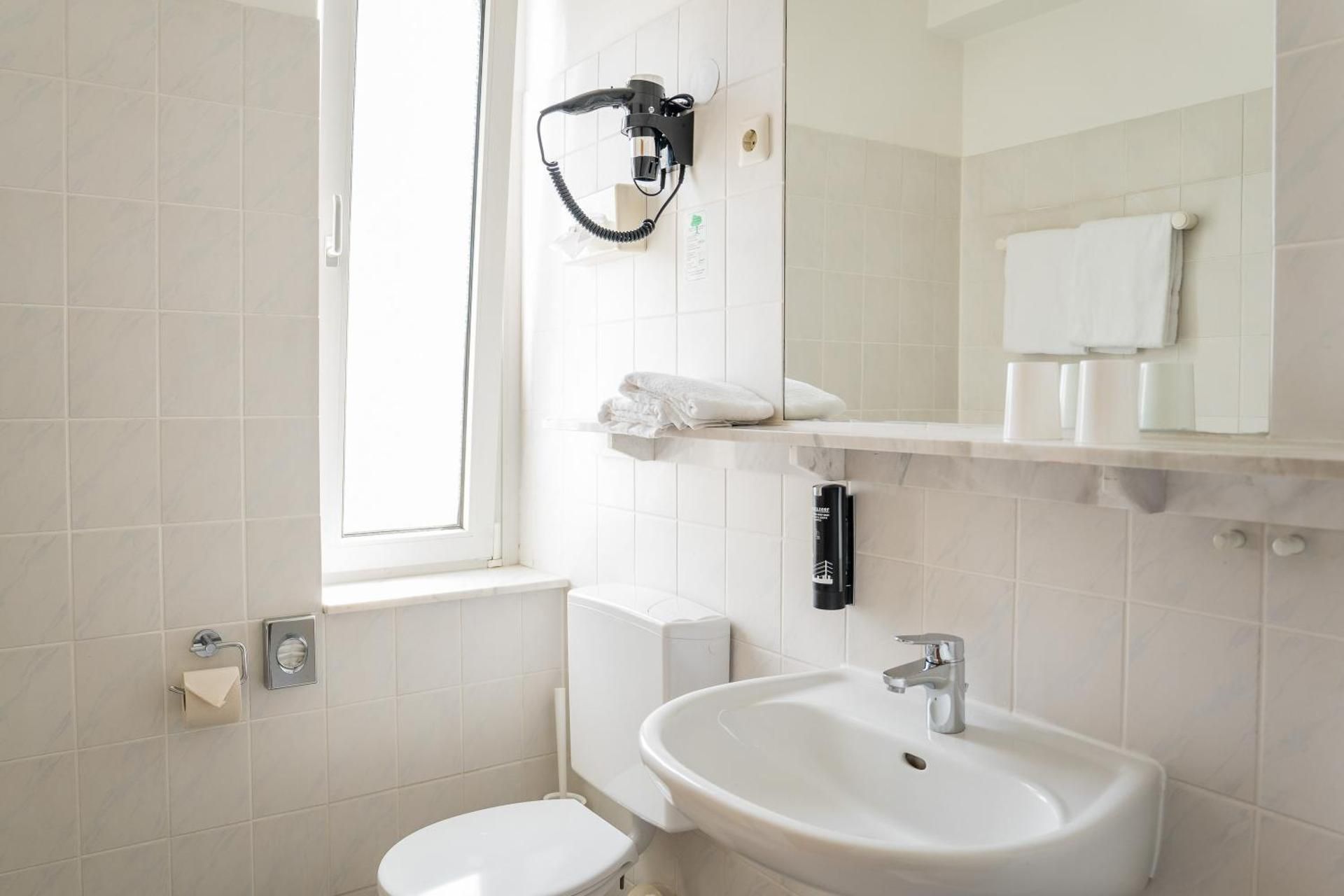 Antares Apartments Superior Apartment 2