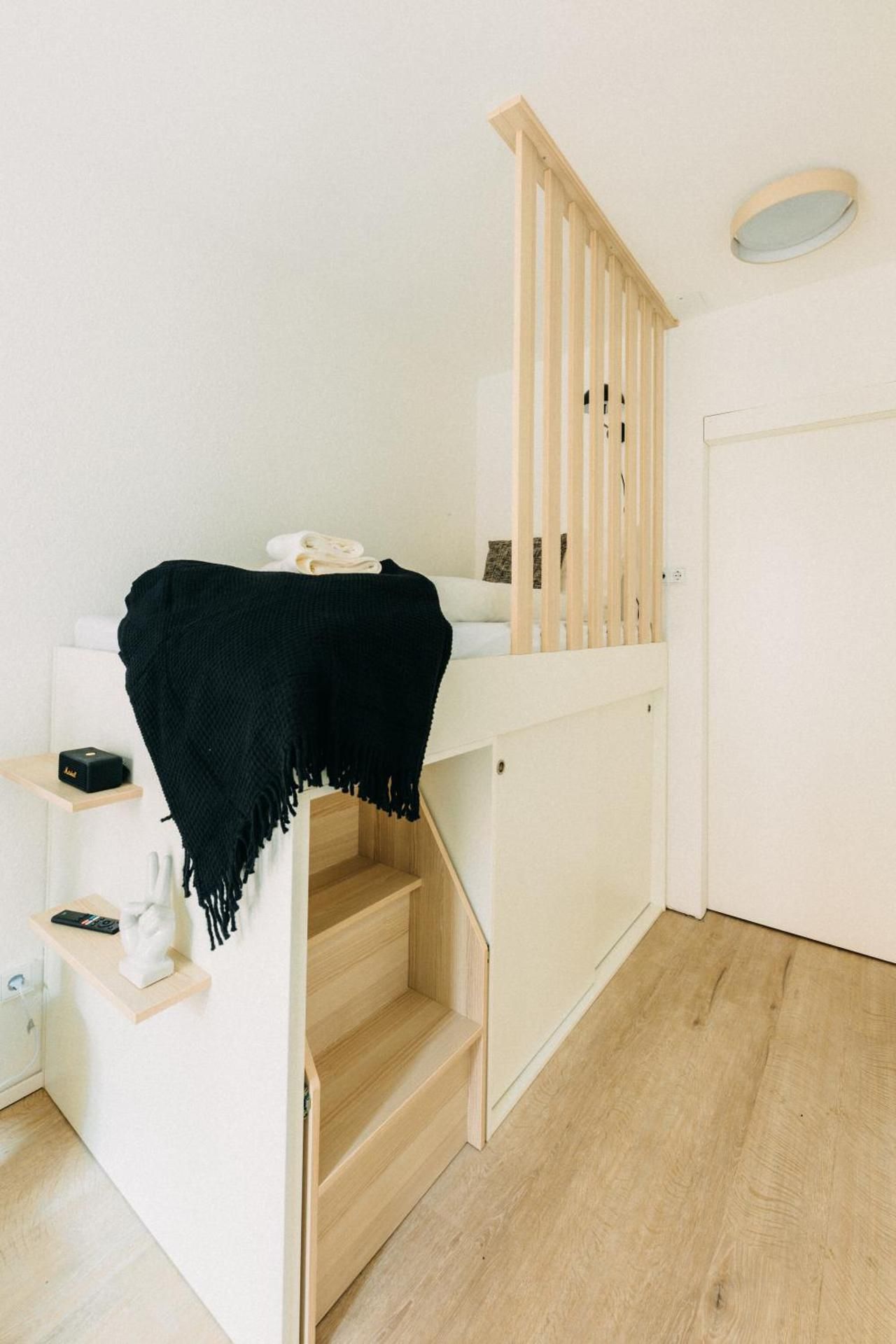 Single Room with Terrace