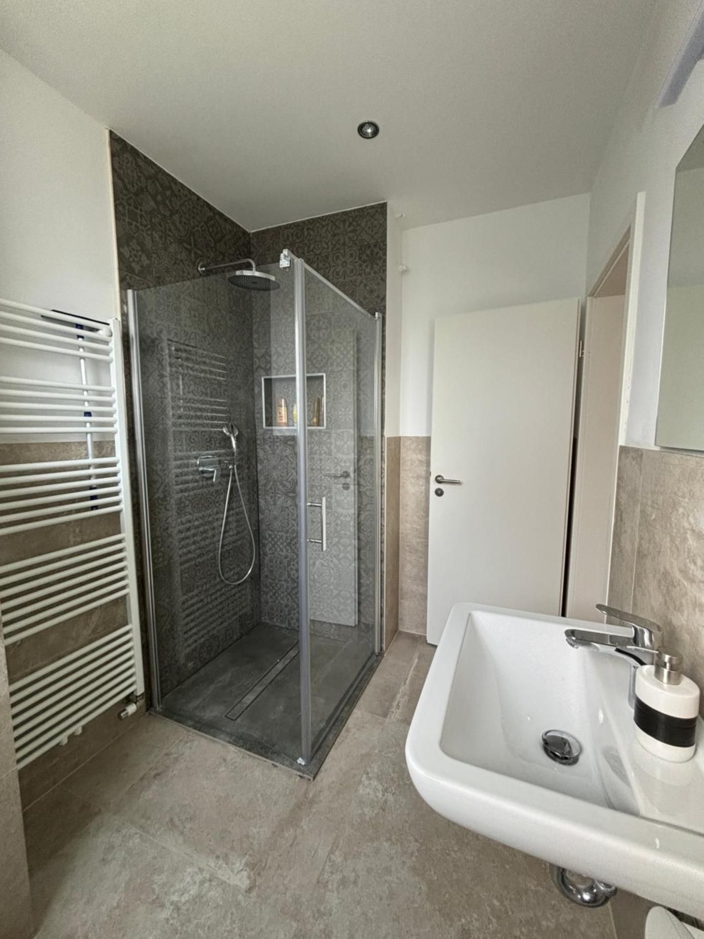 Lenti Dusseldorfer Apartment’s Double Room with Terrace 2