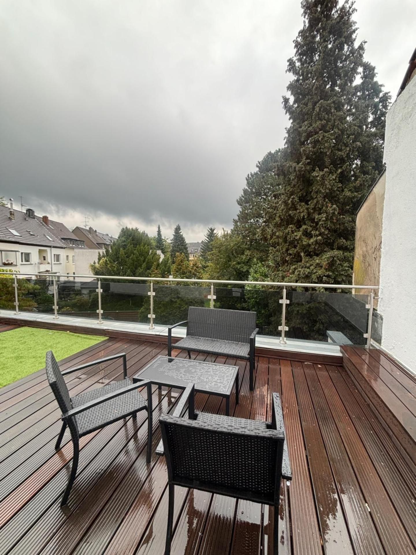 Lenti Dusseldorfer Apartment’s