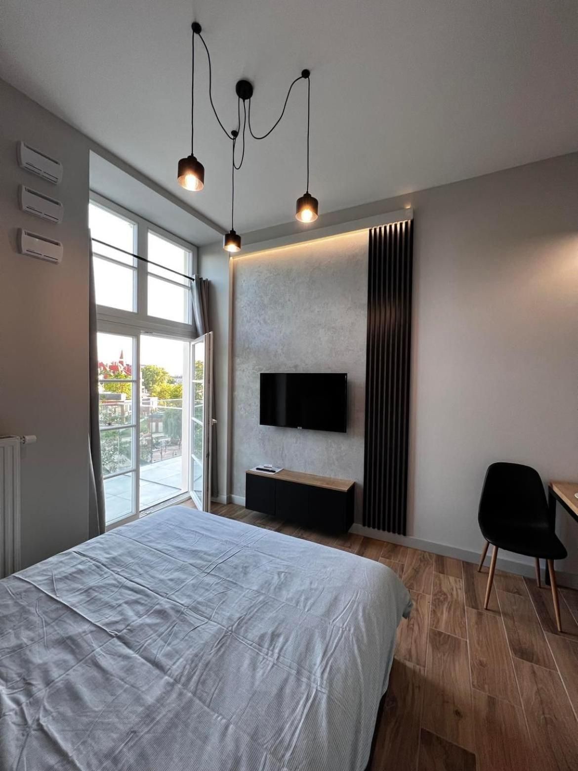 Apartment with Balcony