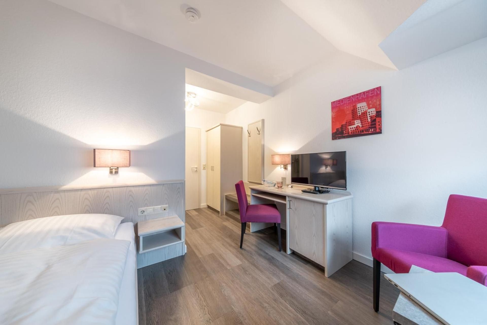 Hotel Zur Krone Comfort Single Room 2