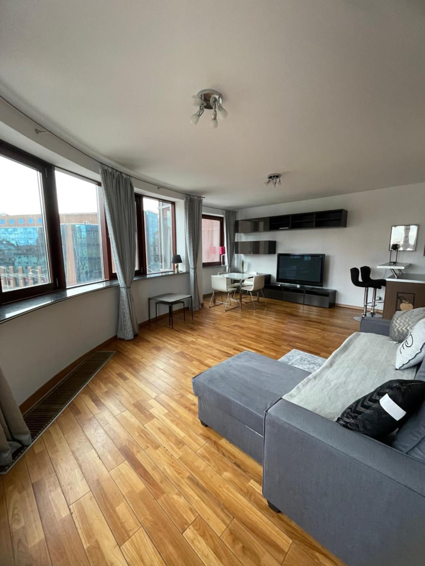 One-Bedroom Family Apartment