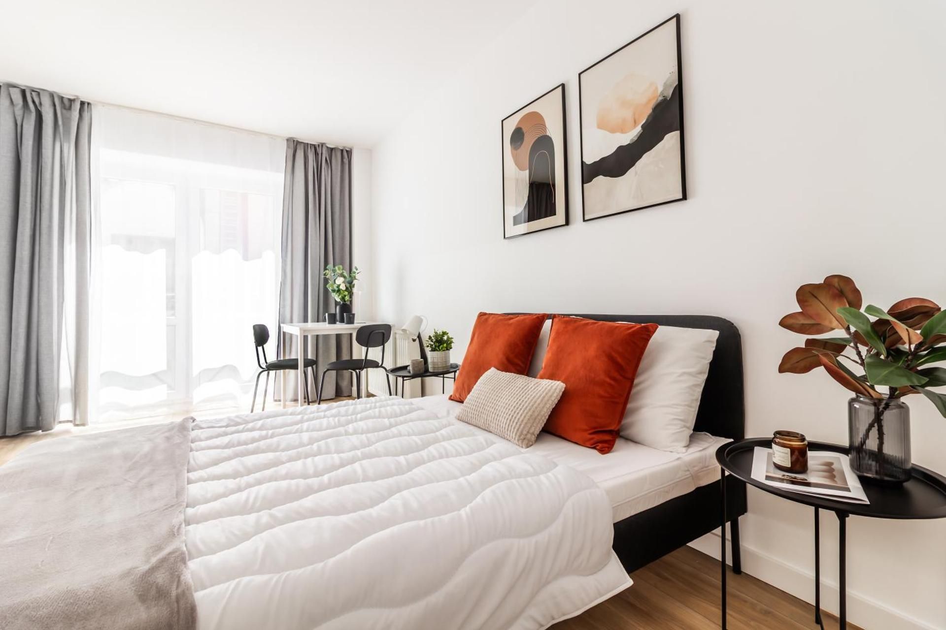 Double Room with Shared Bathroom