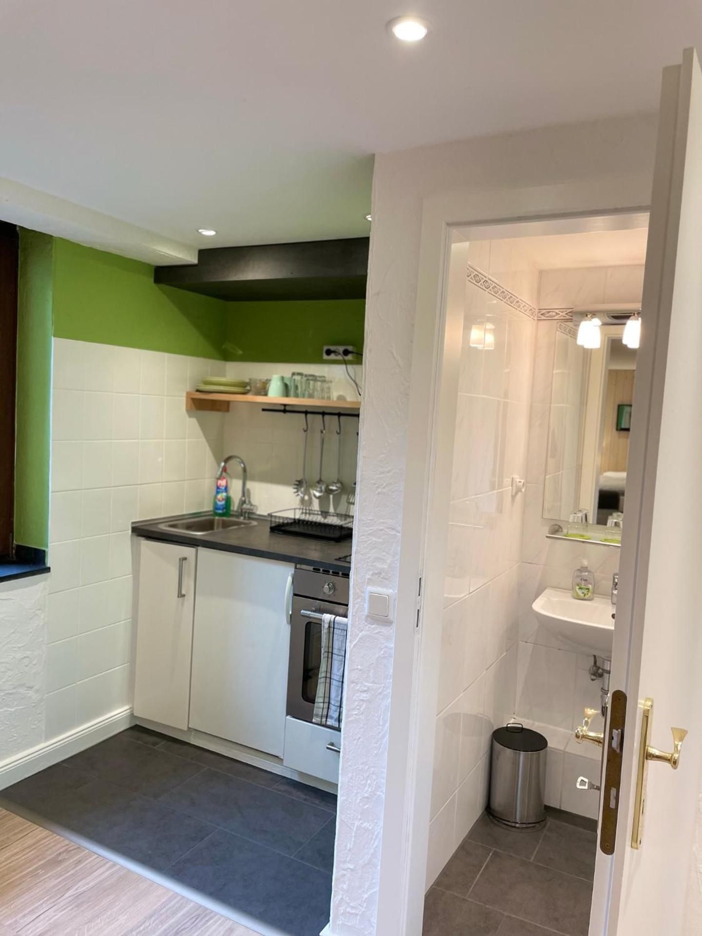 One-Bedroom Apartment (3 Adults)