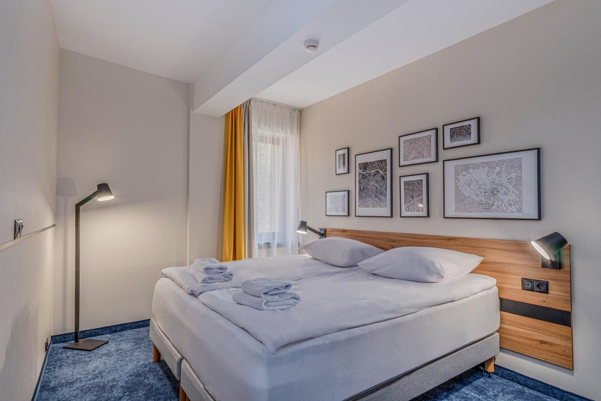 TULIP HOTELS ¿ WROCLAW CENTRE Two Rooms Suite With King Bed And Sofa