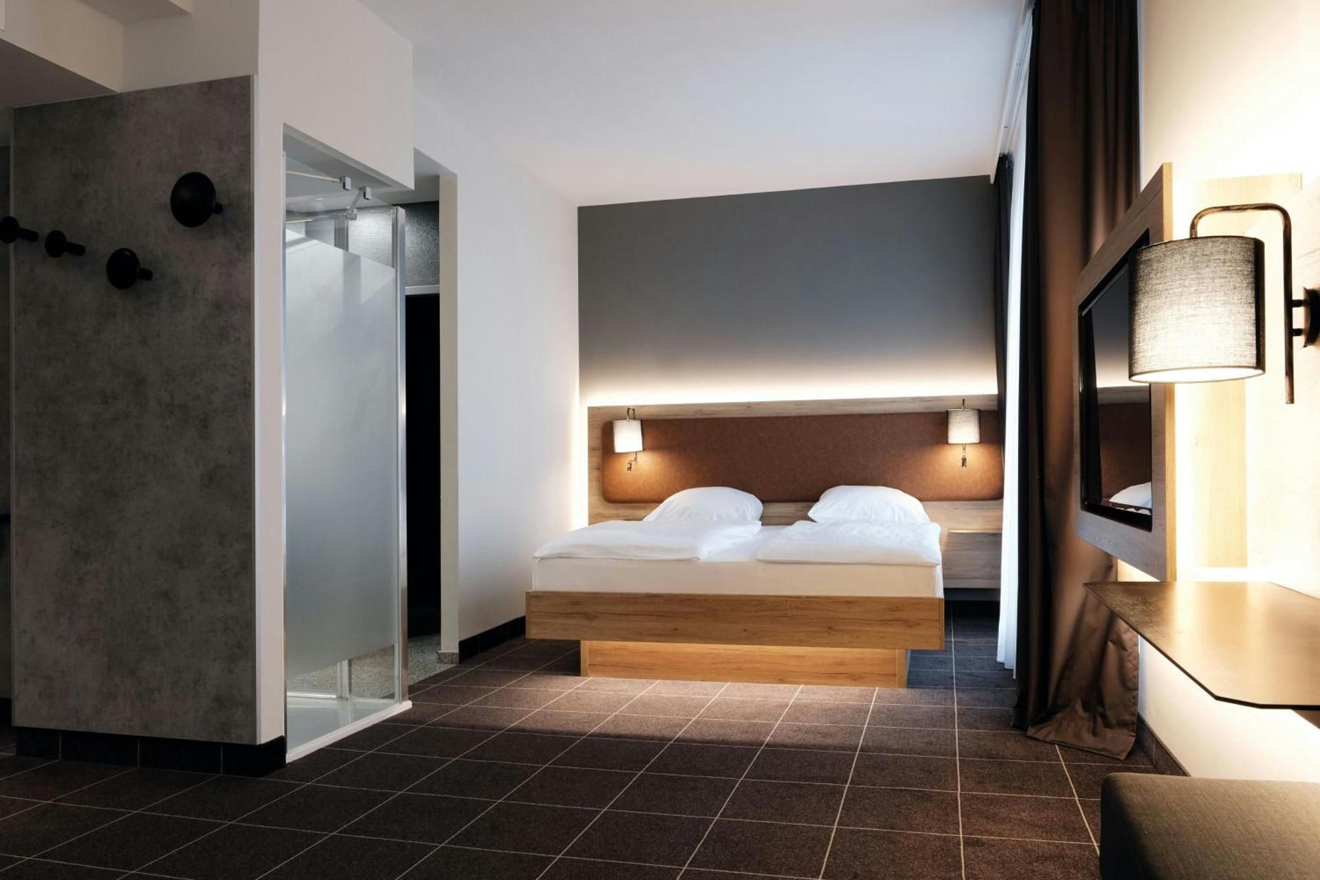 Larger Guest room, 1 Queen