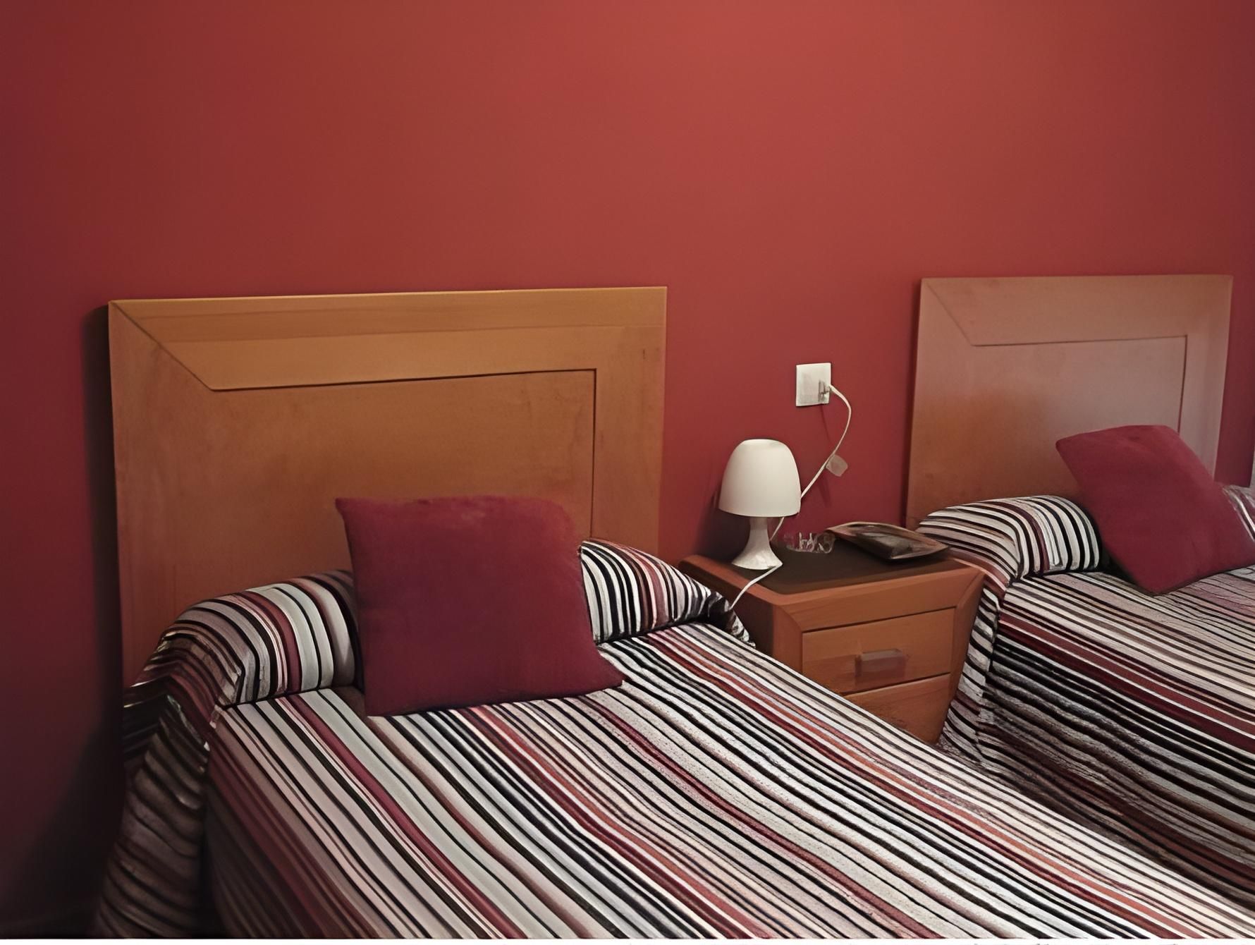 Twin Room with Shared Bathroom